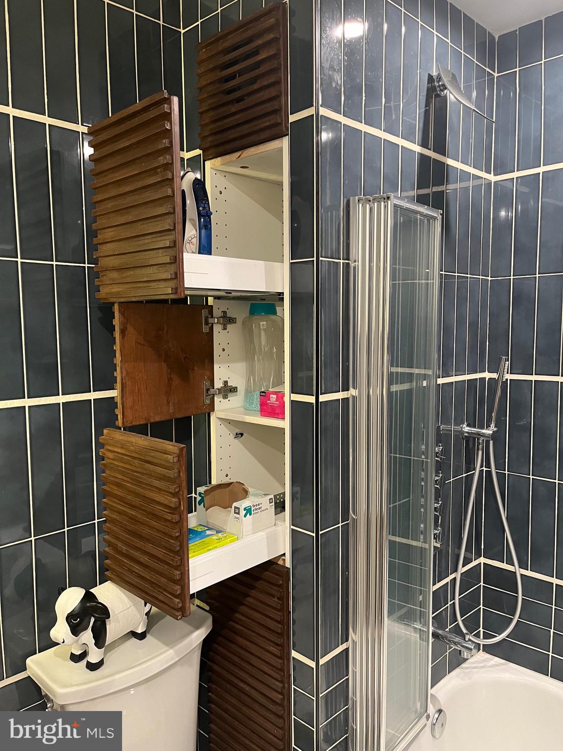 HYBLA VALLEY FARMS - Residential