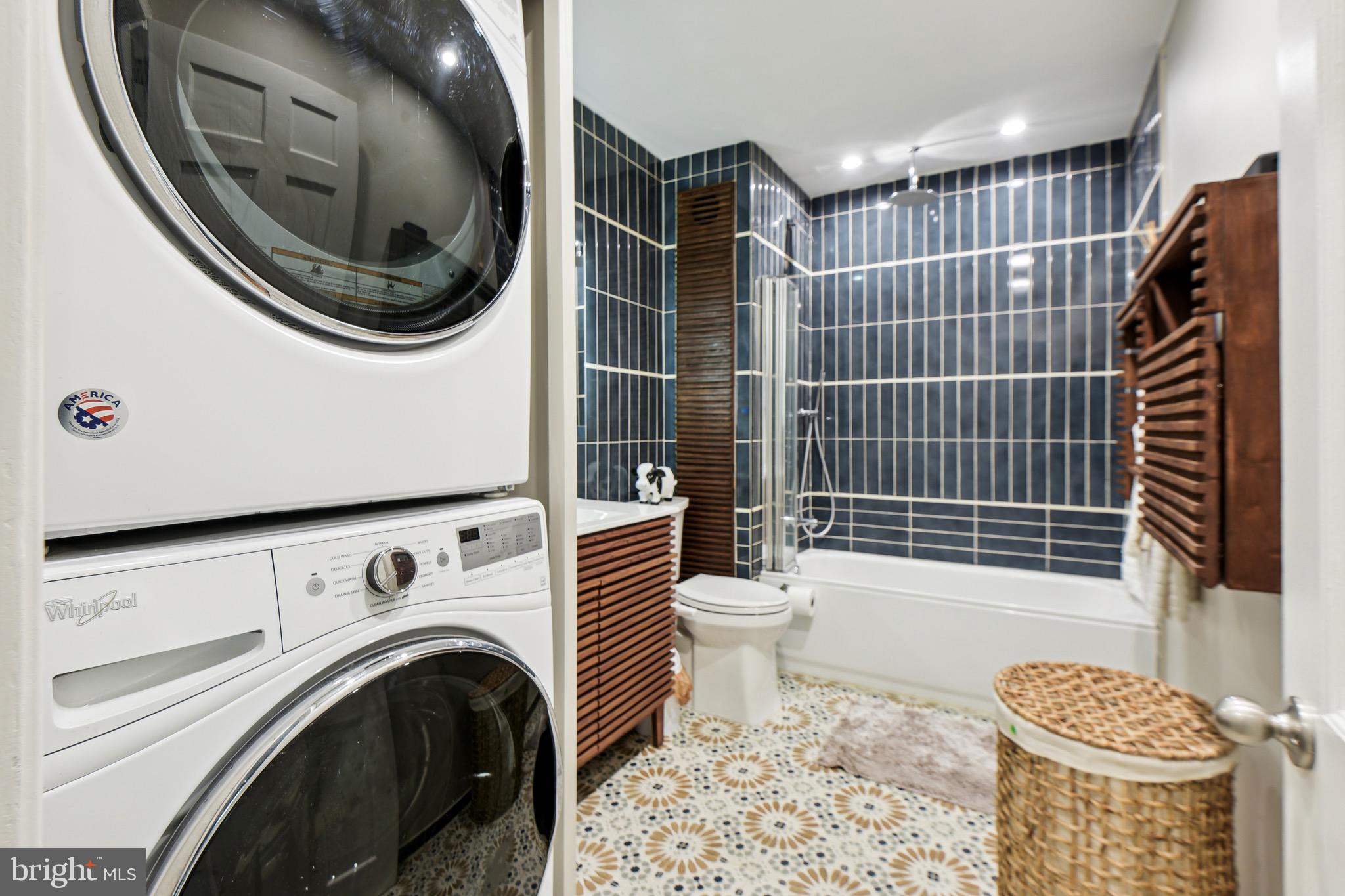 HYBLA VALLEY FARMS - Residential