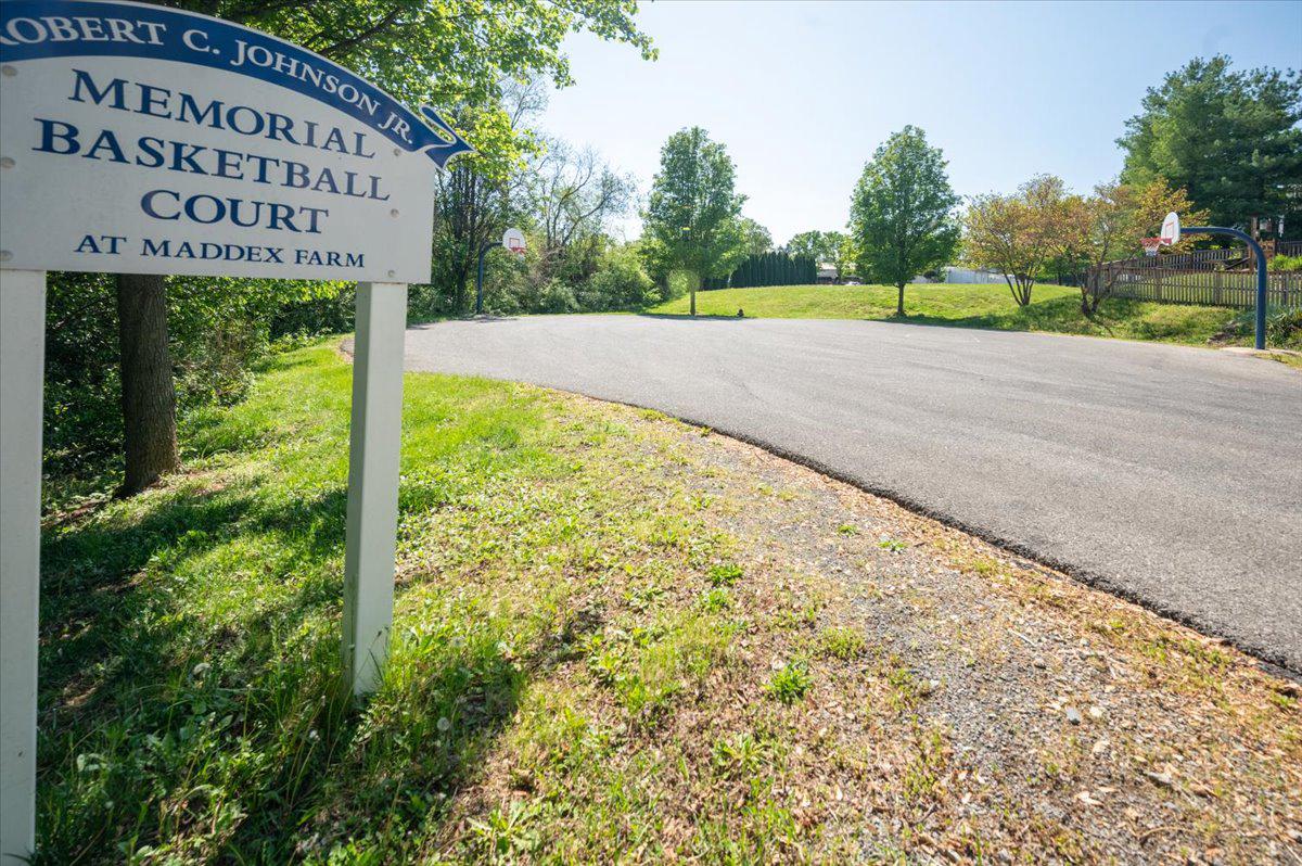 MADDEX FARM - Residential