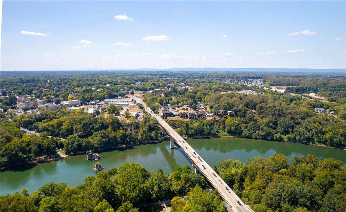 MADDEX FARM - Residential