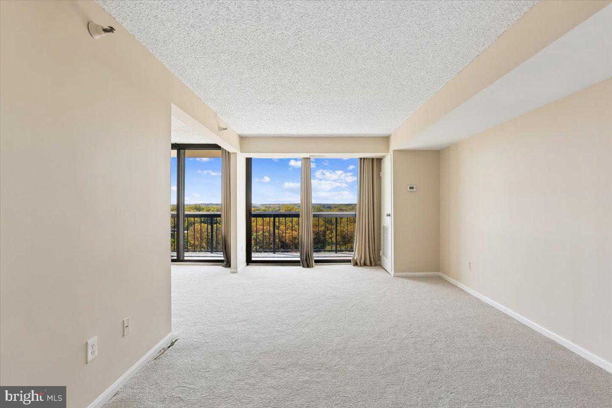 7401 WESTLAKE TERRACE 1515
