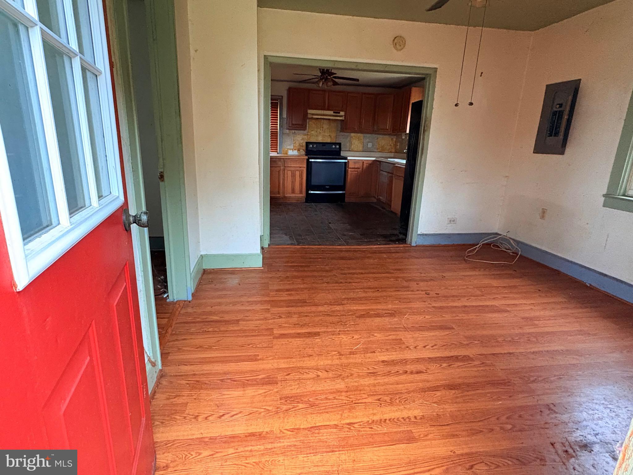 2145 FARM CREEK ROAD