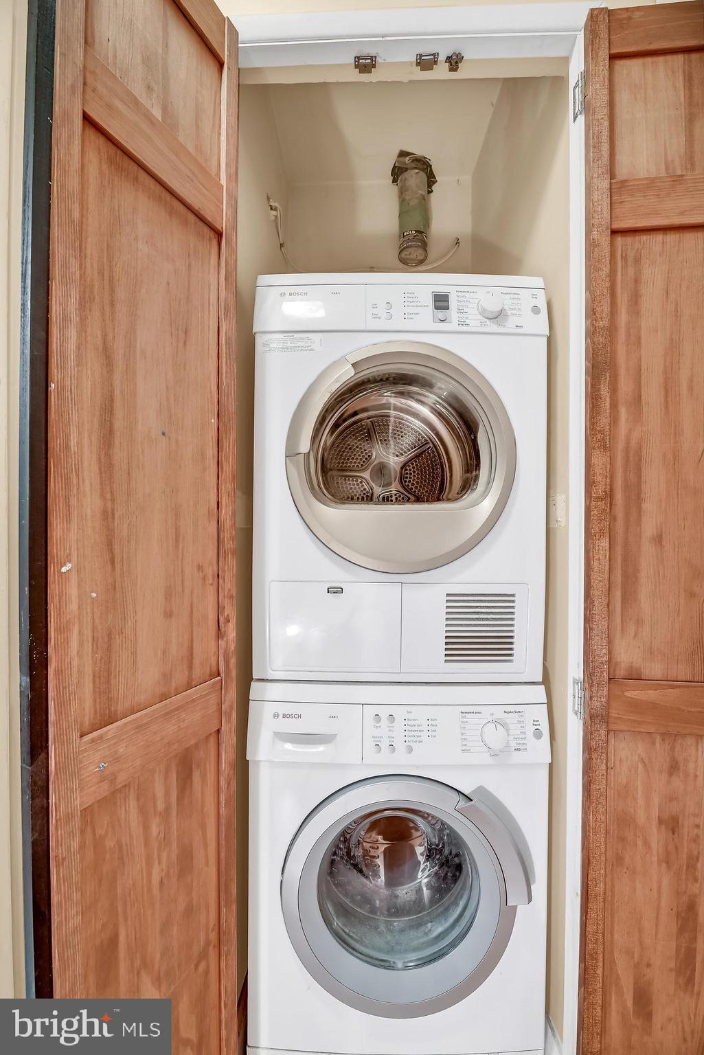 MOUNT WASHINGTON - Residential