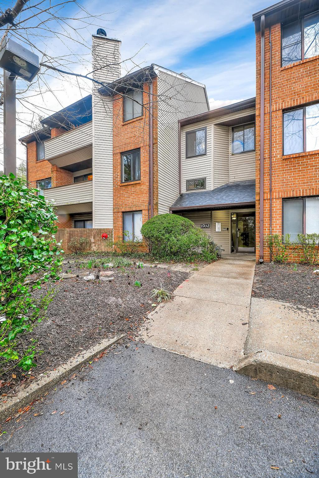 MOUNT WASHINGTON - Residential