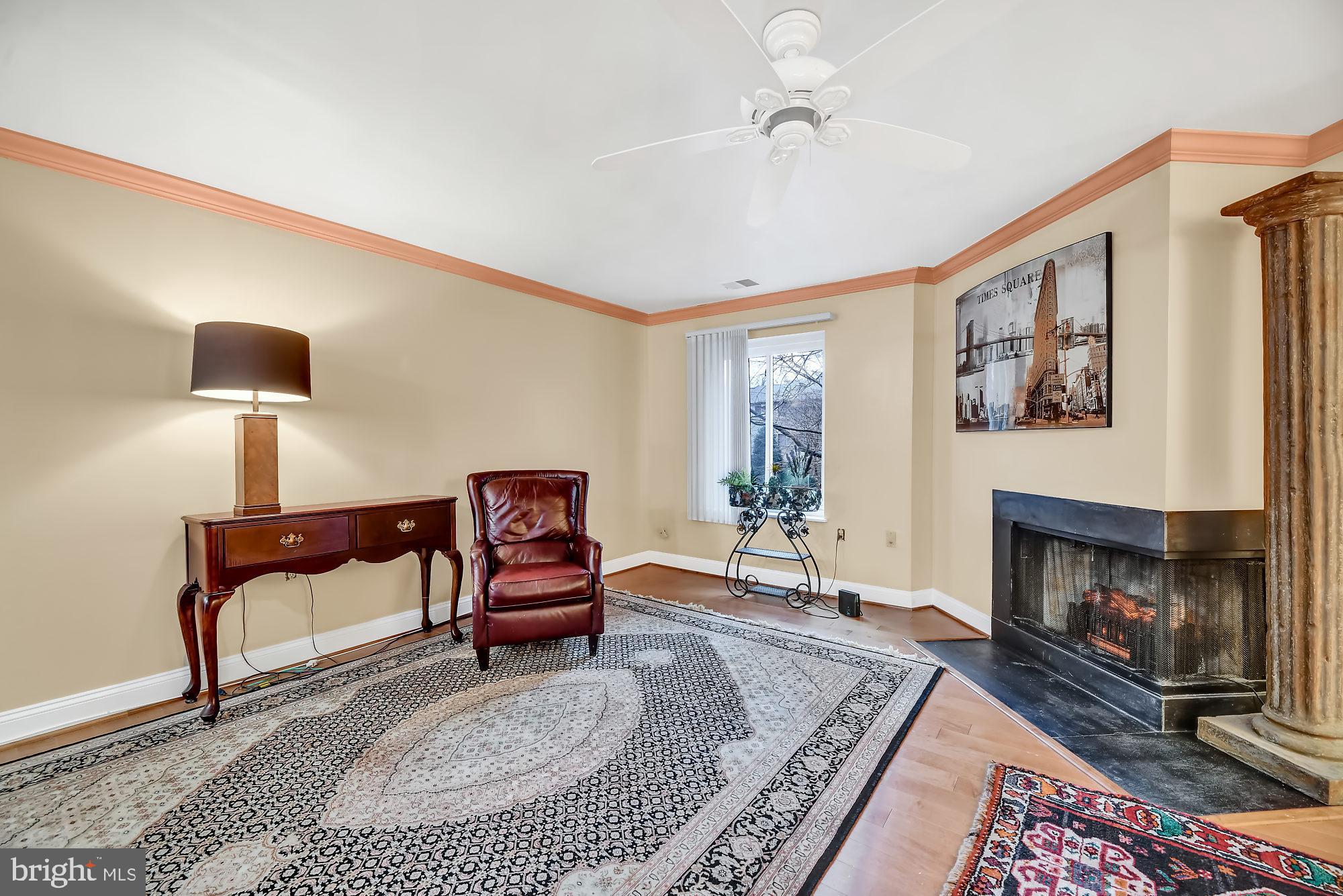 MOUNT WASHINGTON - Residential