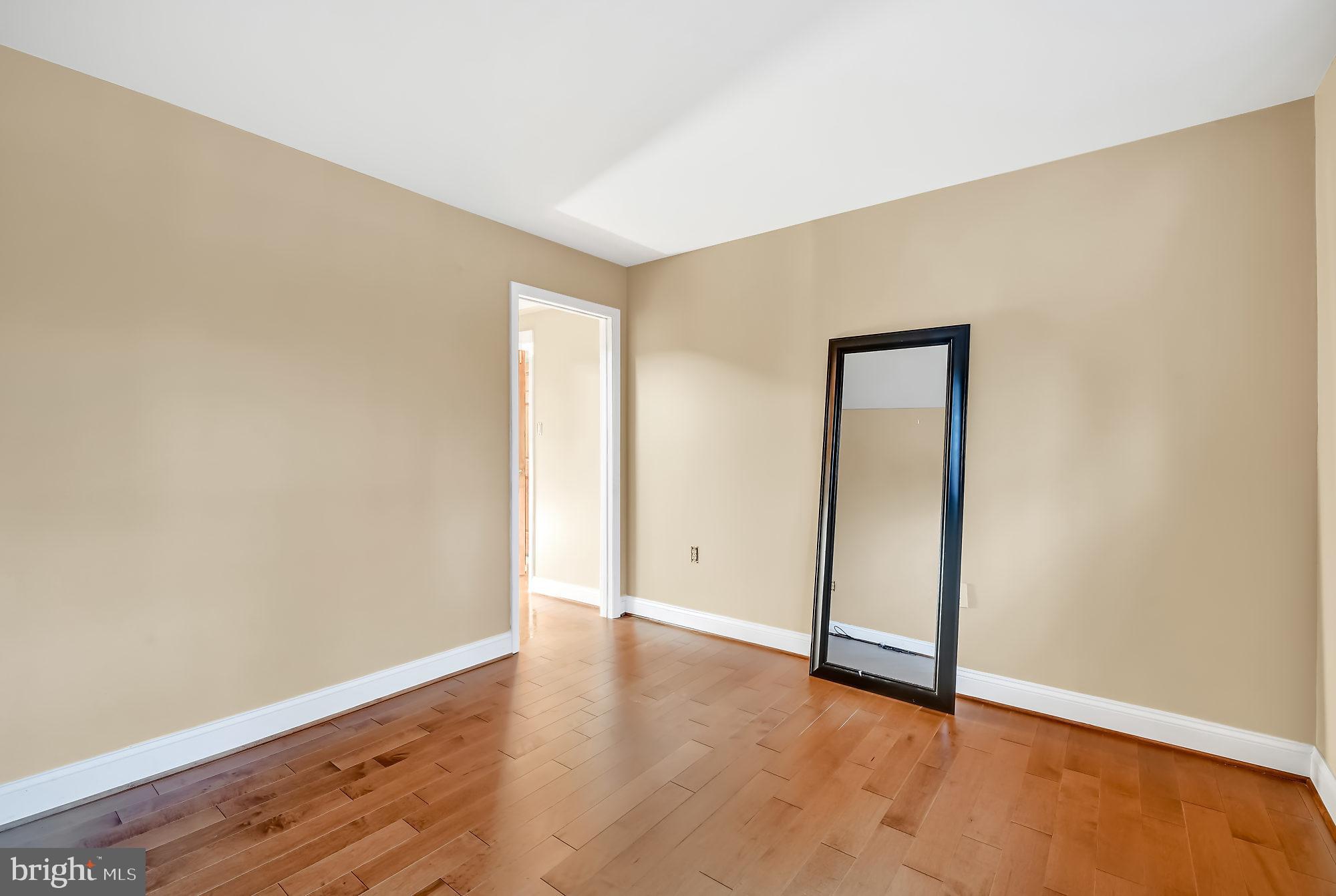 MOUNT WASHINGTON - Residential