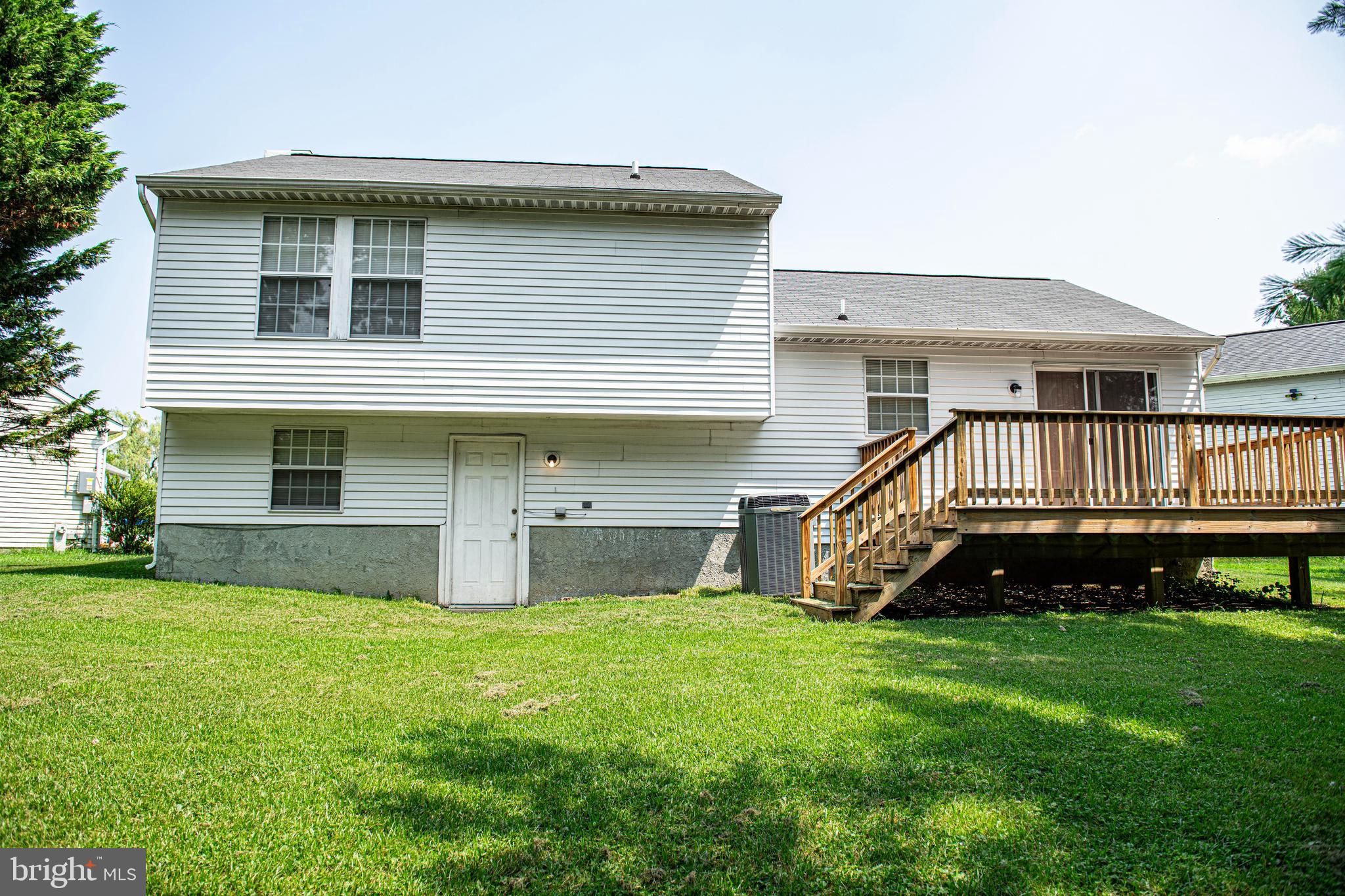 WOODBRIDGE CENTER - Residential