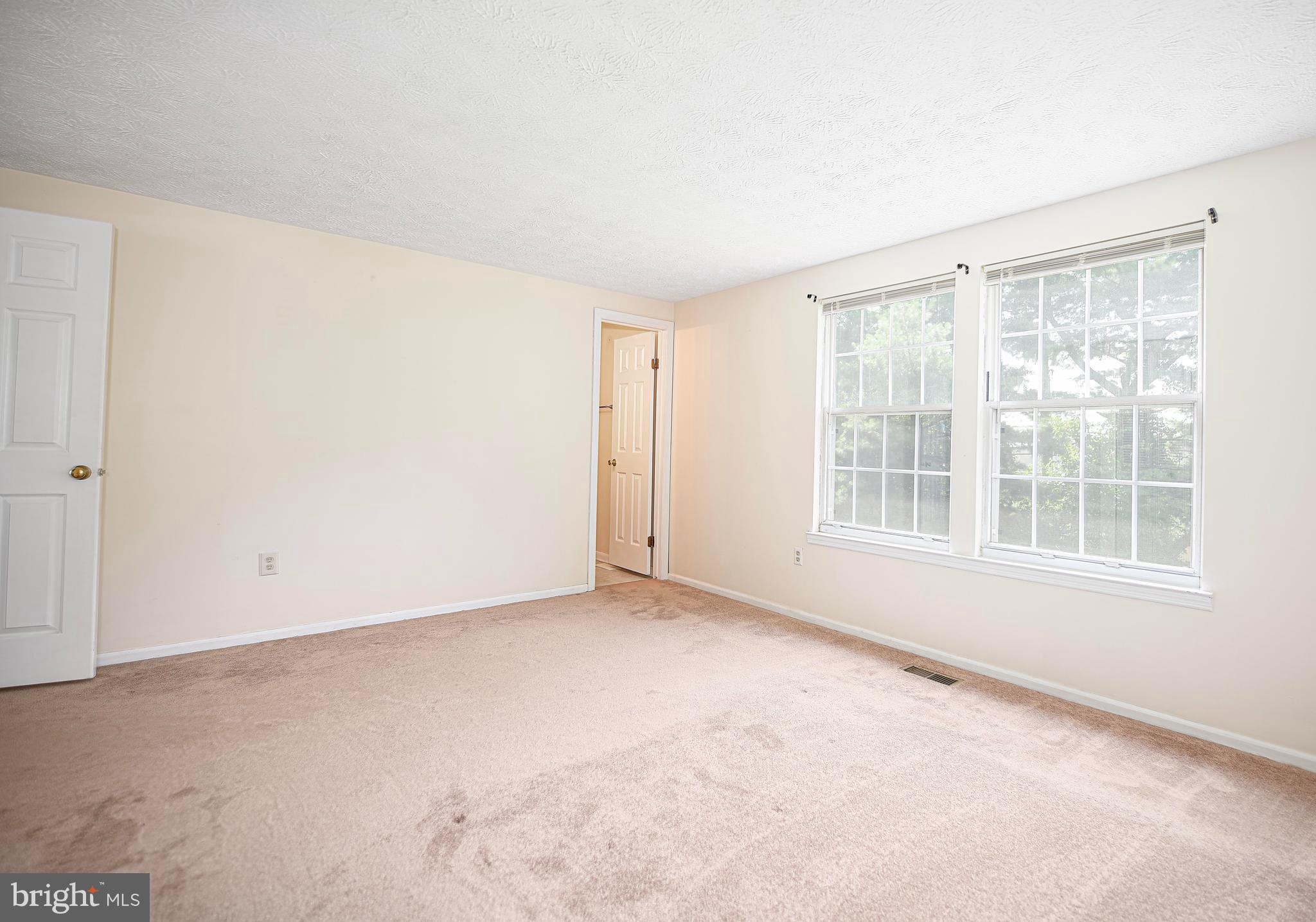 WOODBRIDGE CENTER - Residential