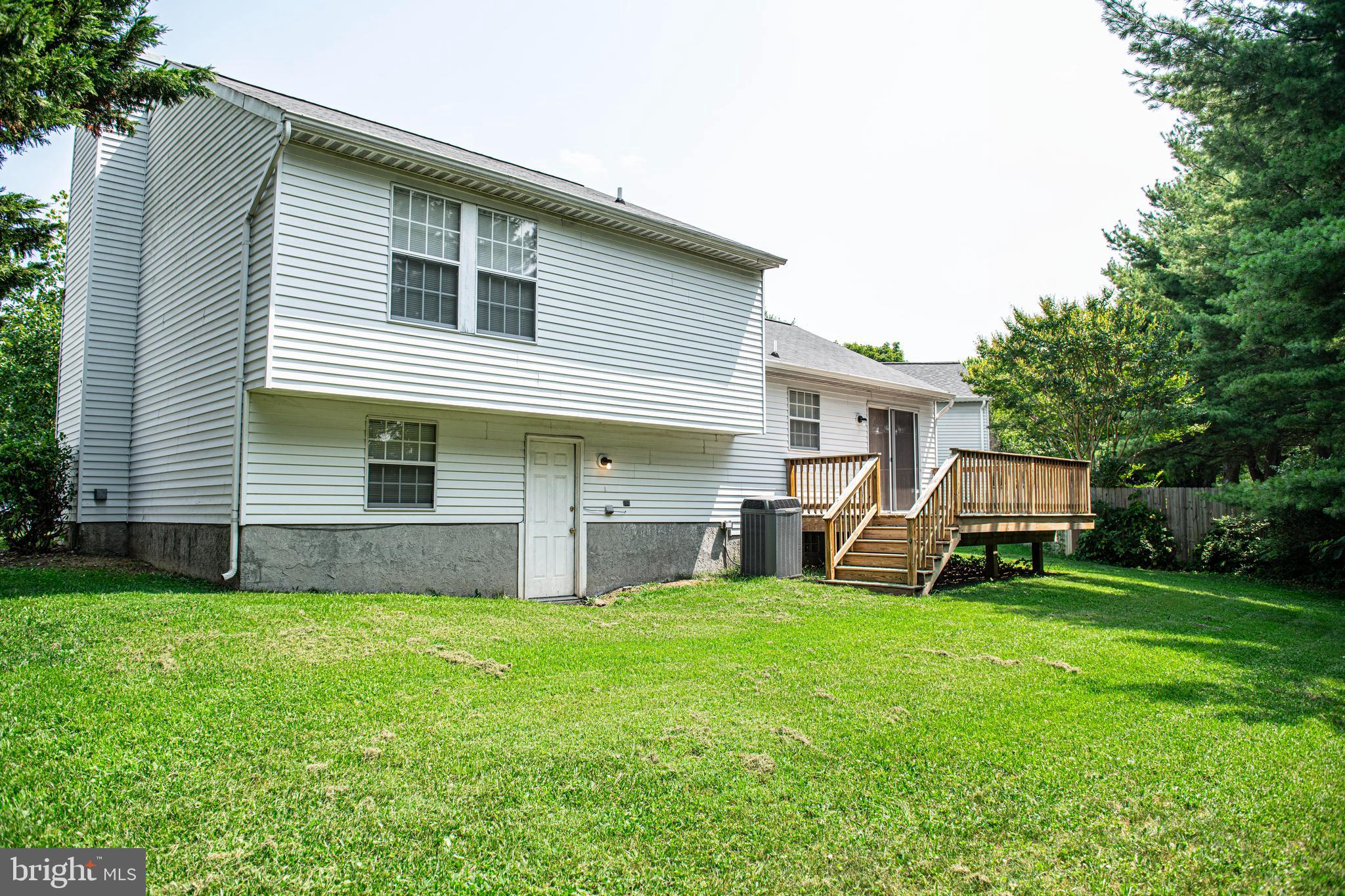 WOODBRIDGE CENTER - Residential