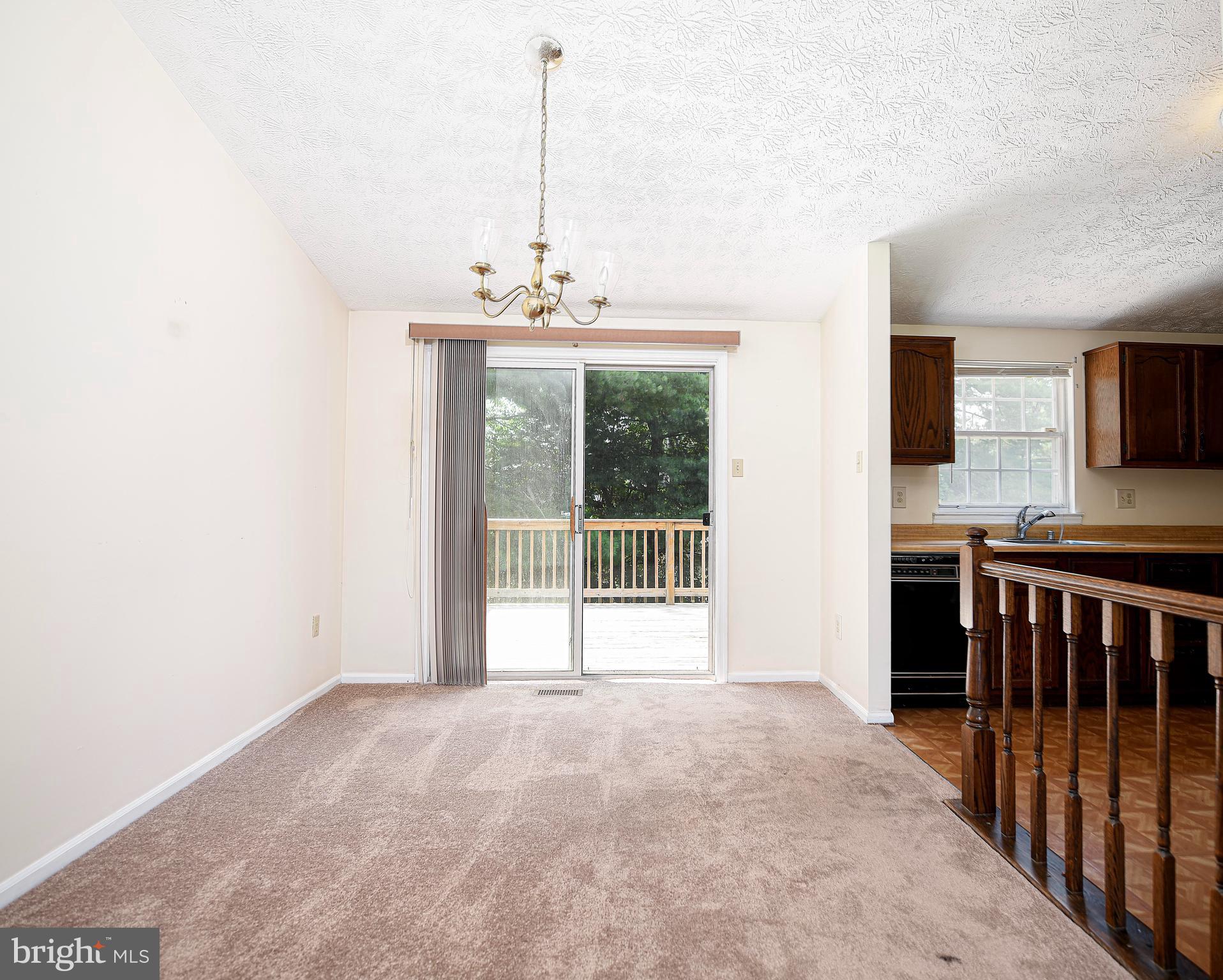 WOODBRIDGE CENTER - Residential