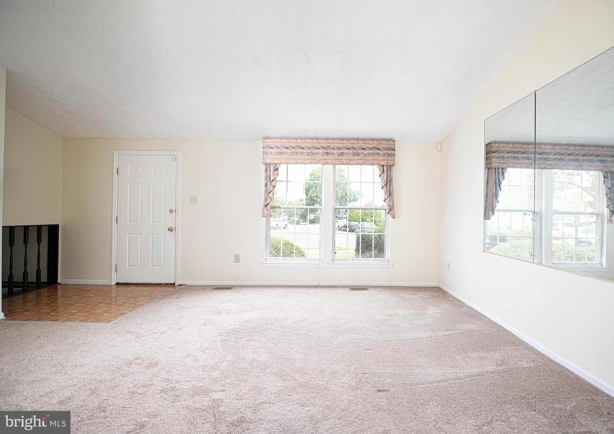 WOODBRIDGE CENTER - Residential