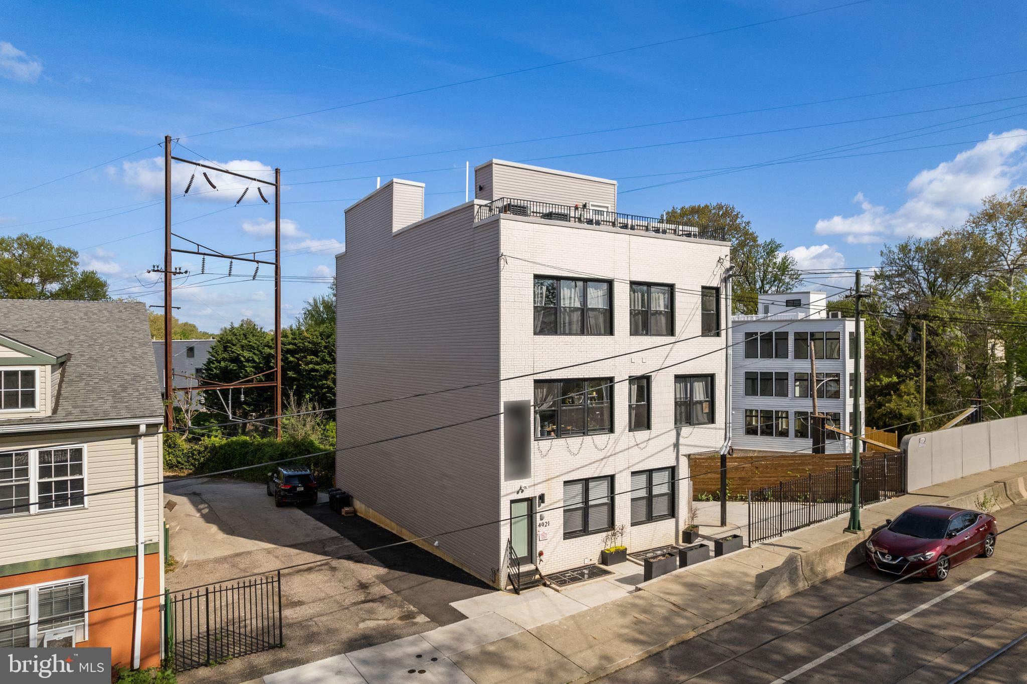 WEST PHILADELPHIA - Commercial Sale