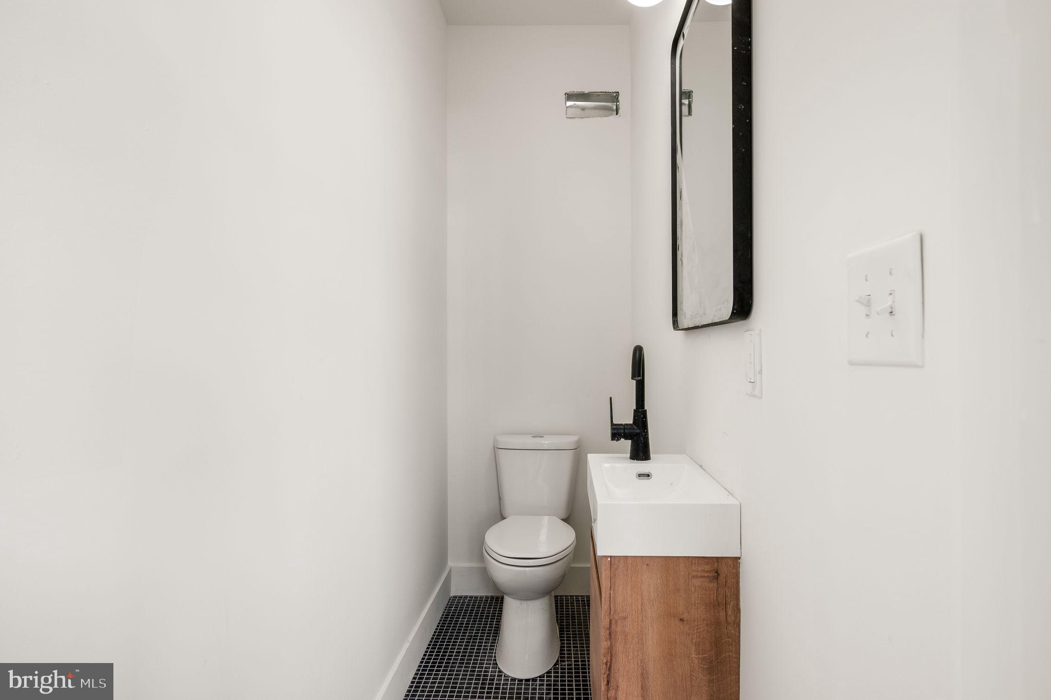 WEST PHILADELPHIA - Commercial Sale