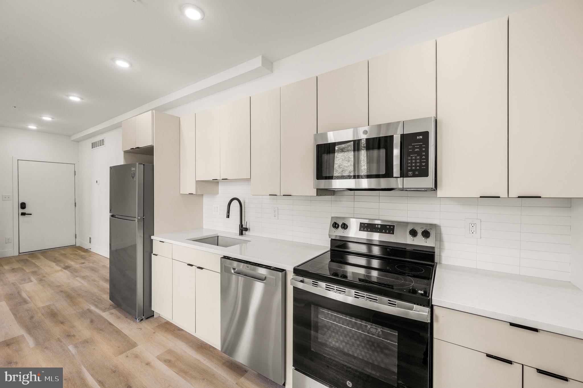 WEST PHILADELPHIA - Commercial Sale