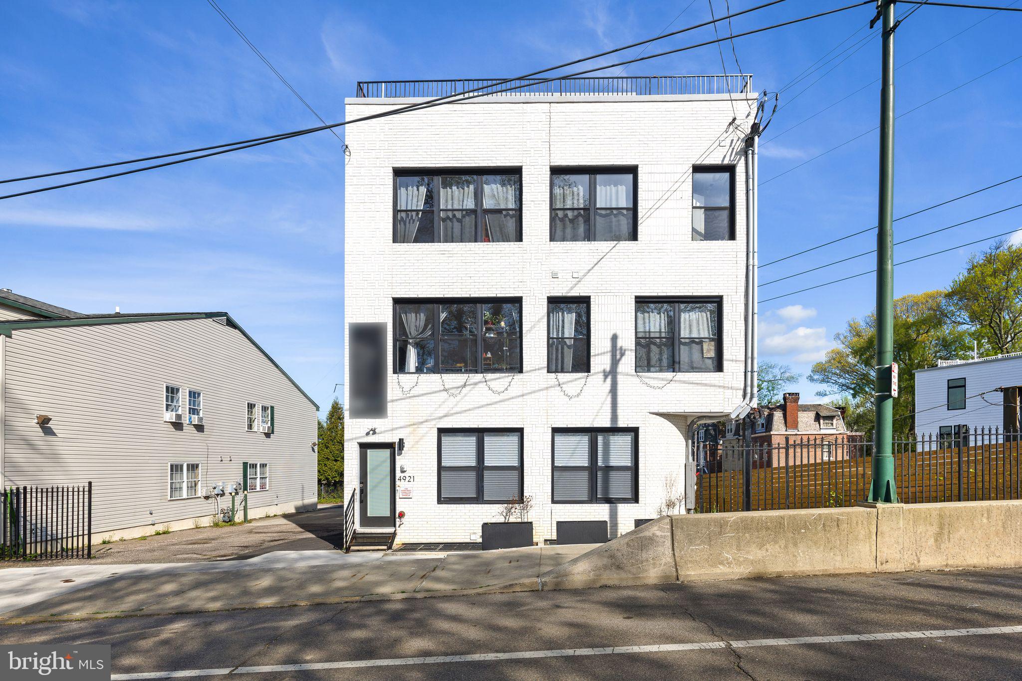 WEST PHILADELPHIA - Commercial Sale