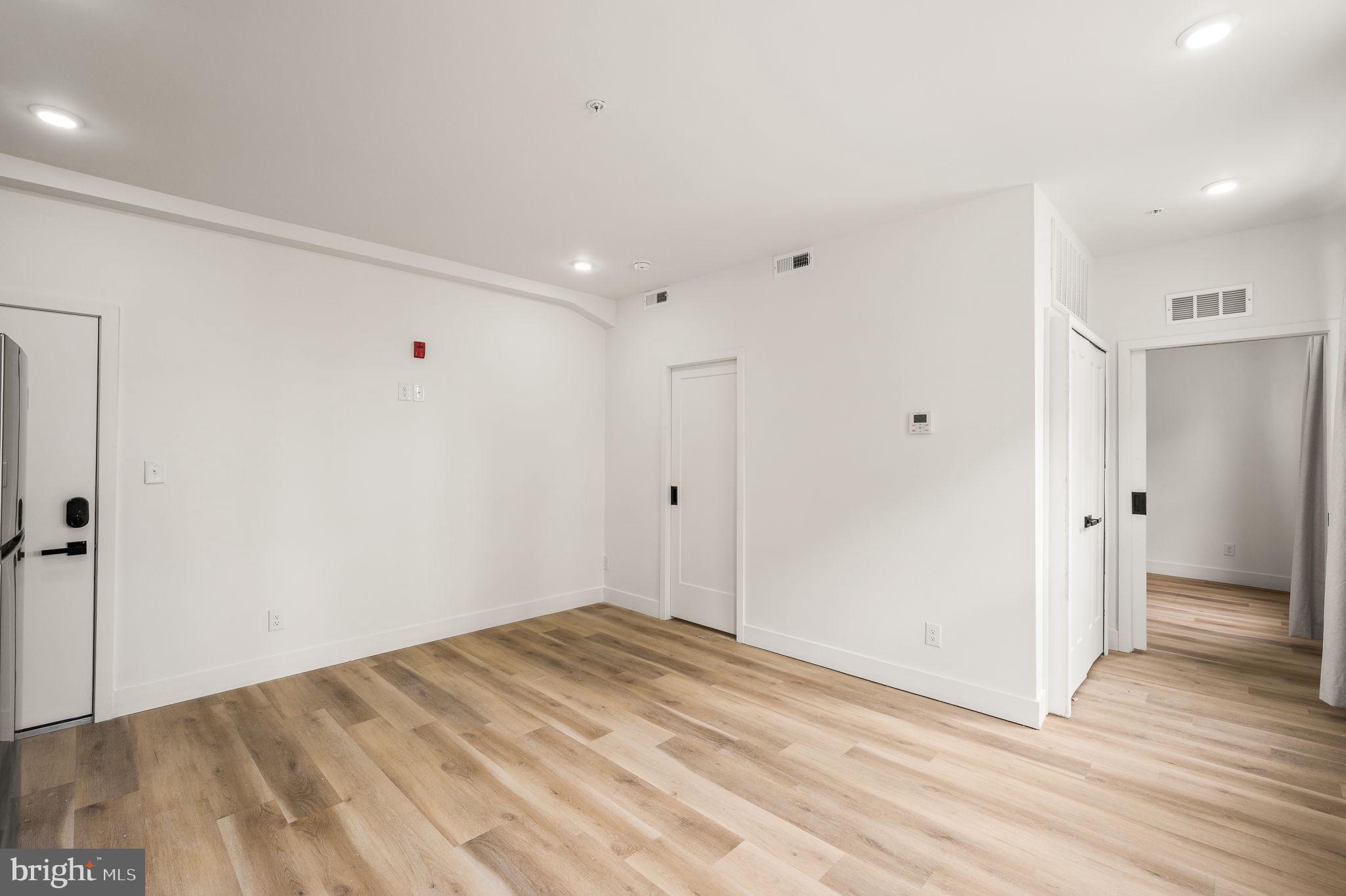 WEST PHILADELPHIA - Commercial Sale