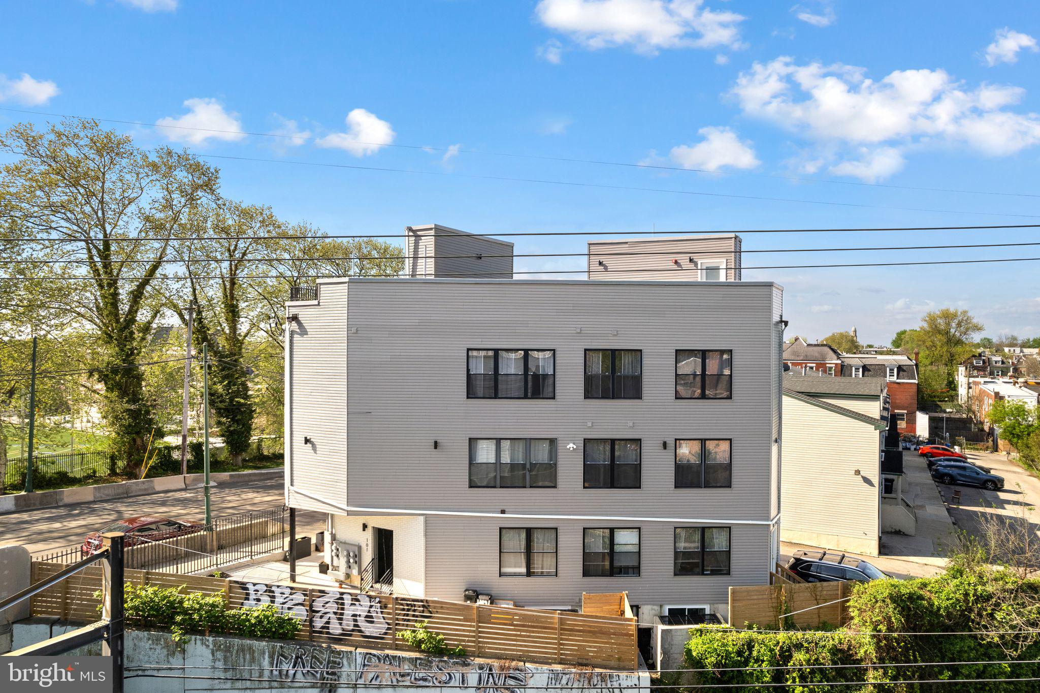 WEST PHILADELPHIA - Commercial Sale