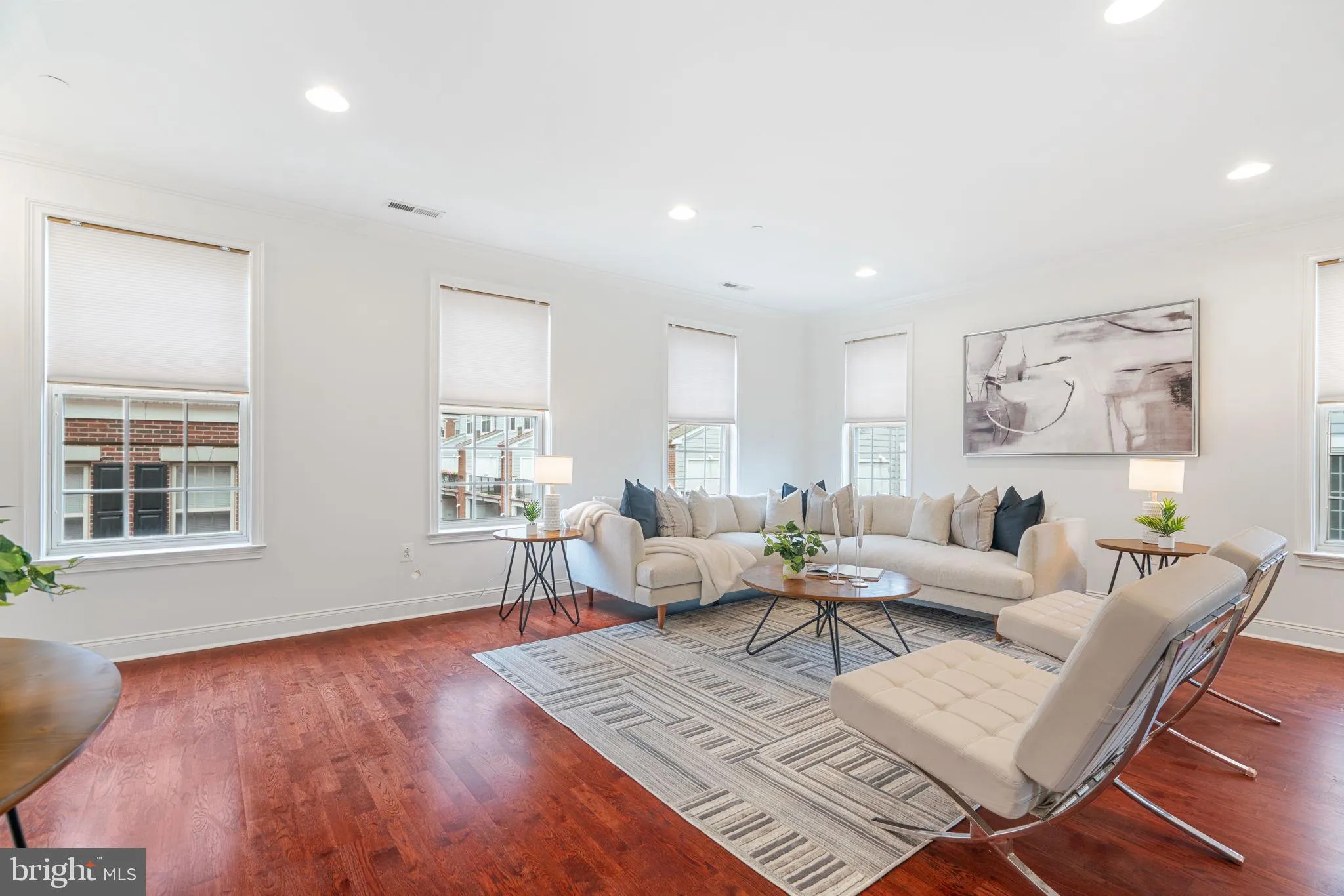 Philadelphia, Pennsylvania 19146, United States, 3 Bedrooms Bedrooms, ,3 BathroomsBathrooms,Residential,Active,165861