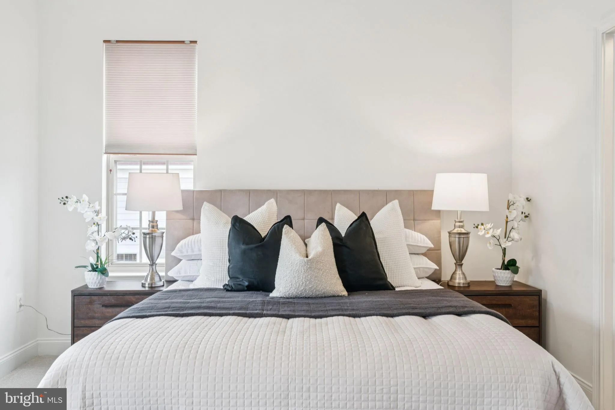 Philadelphia, Pennsylvania 19146, United States, 3 Bedrooms Bedrooms, ,3 BathroomsBathrooms,Residential,Active,165861