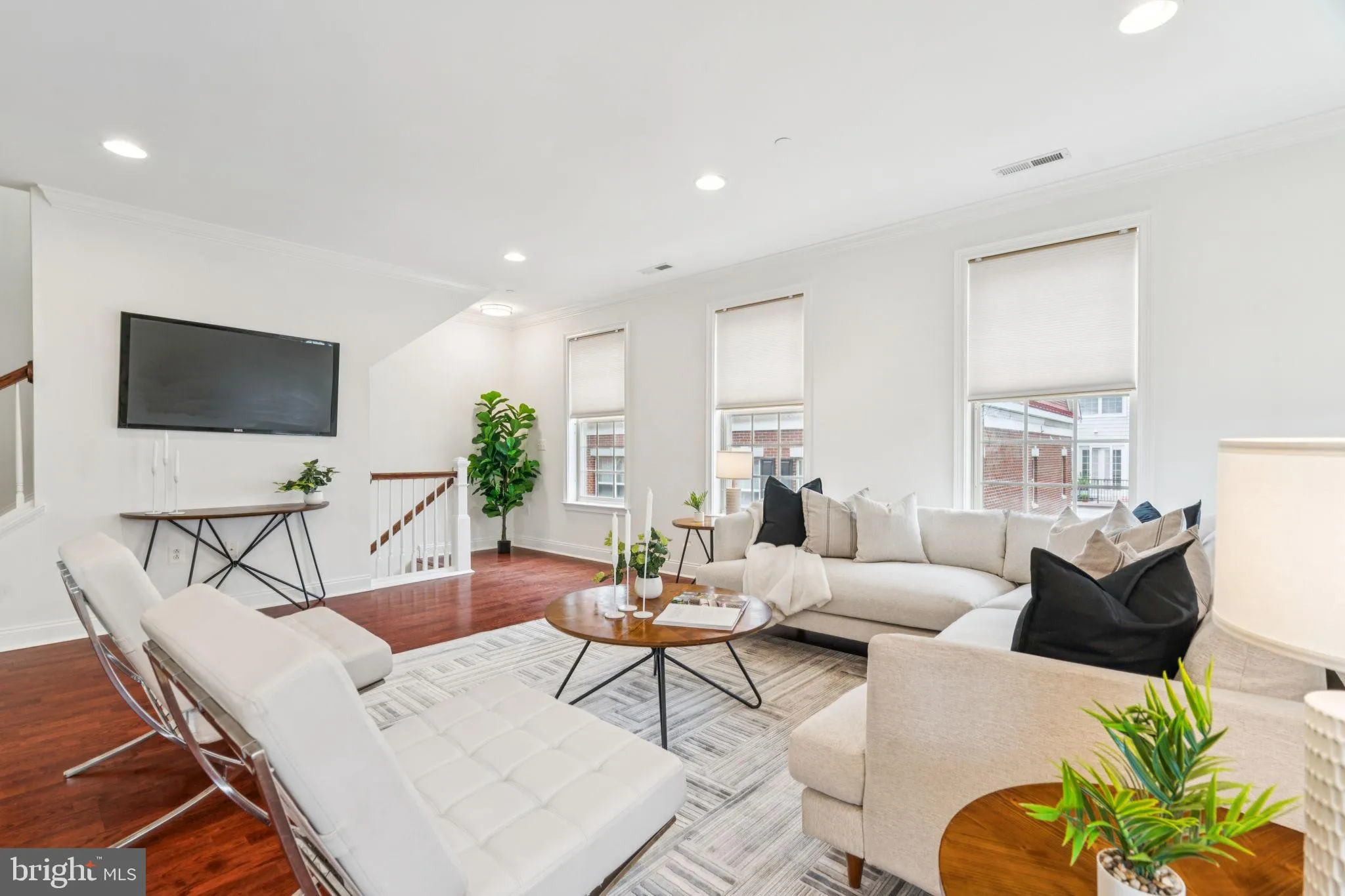 Philadelphia, Pennsylvania 19146, United States, 3 Bedrooms Bedrooms, ,3 BathroomsBathrooms,Residential,Active,165861