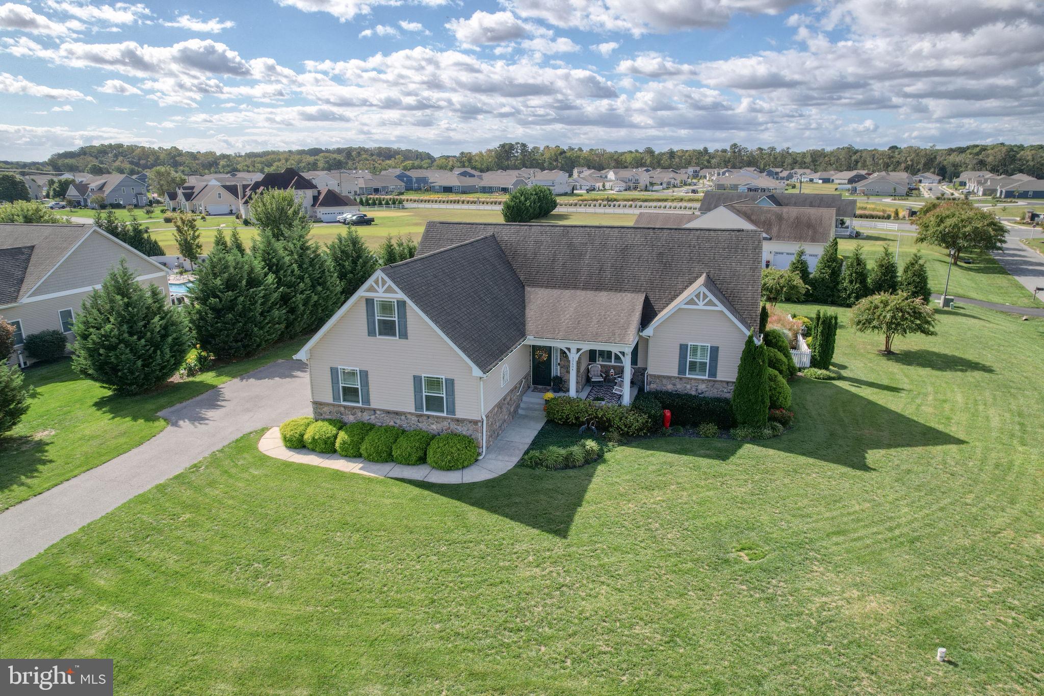 22604 SOUTHERN PINES DRIVE