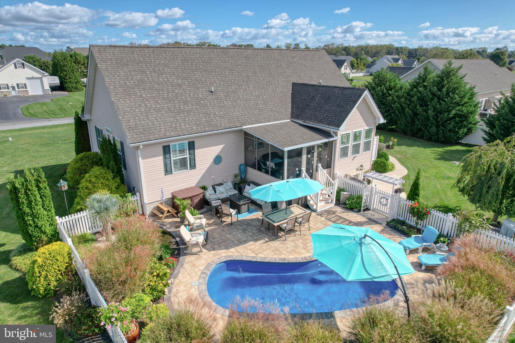 22604 SOUTHERN PINES DRIVE