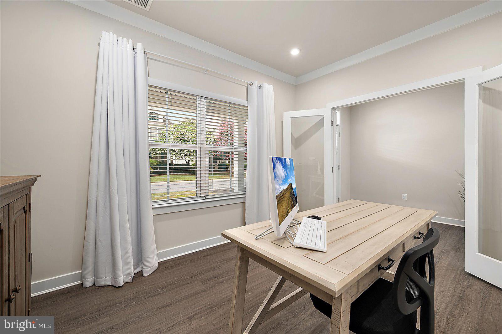 BAYSIDE - Residential