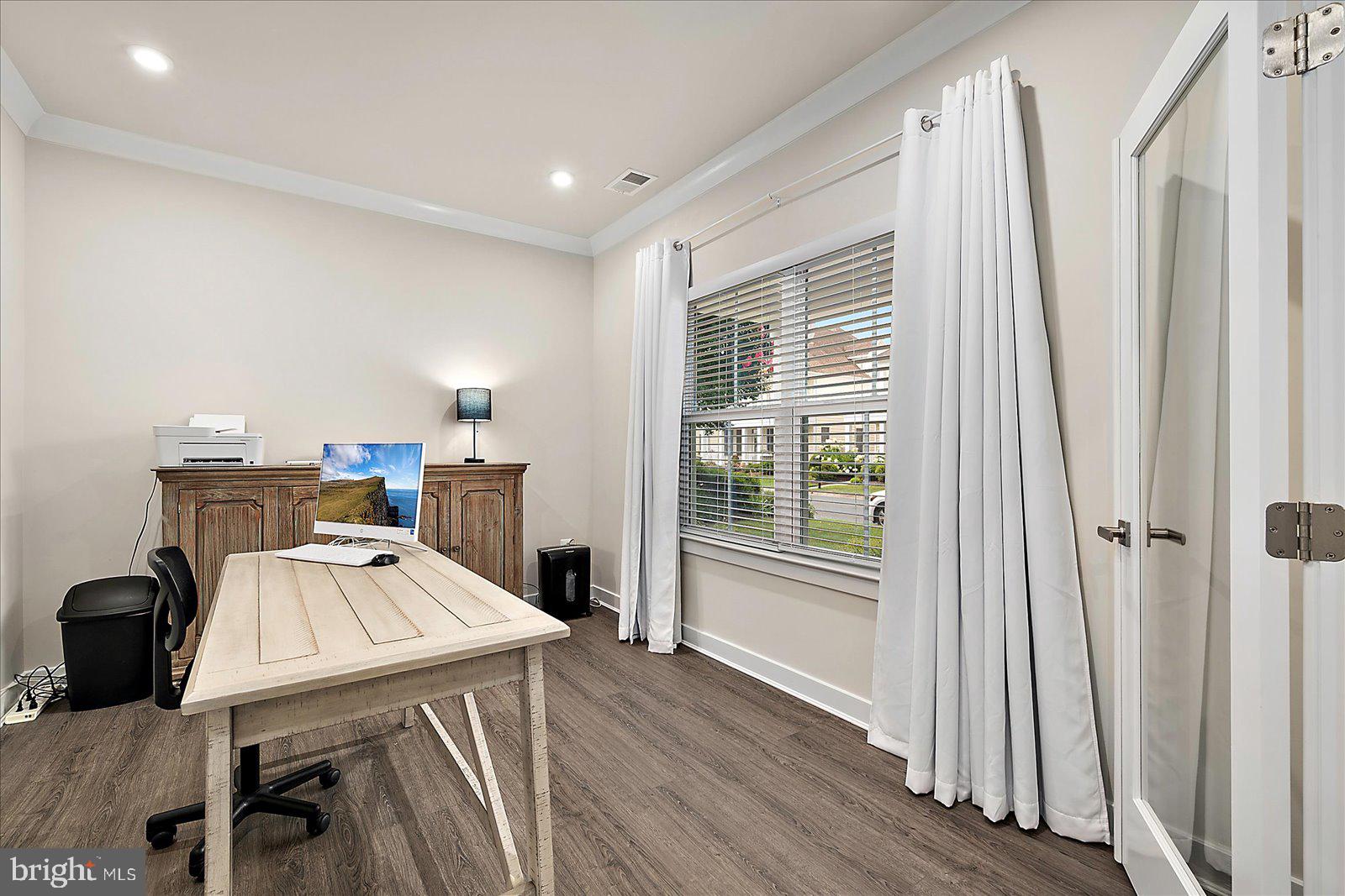 BAYSIDE - Residential