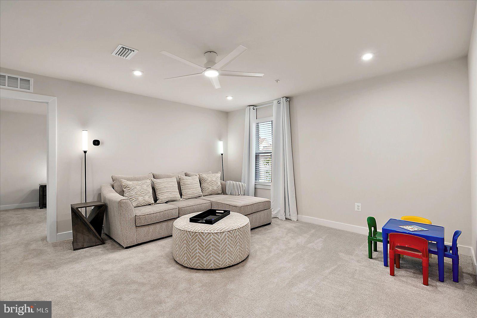 BAYSIDE - Residential