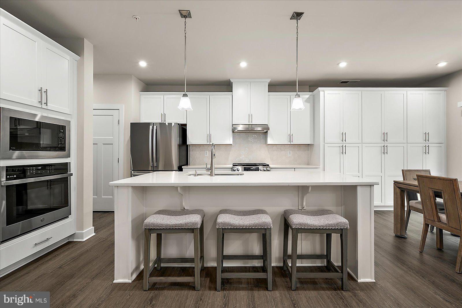 BAYSIDE - Residential