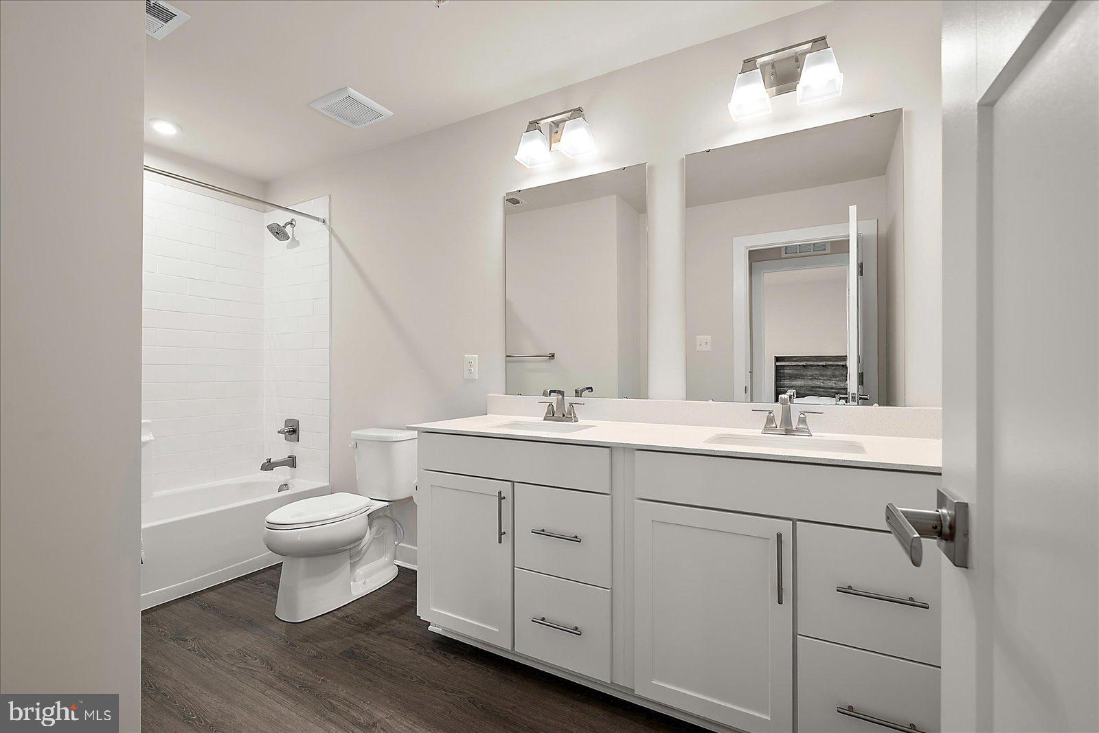 BAYSIDE - Residential