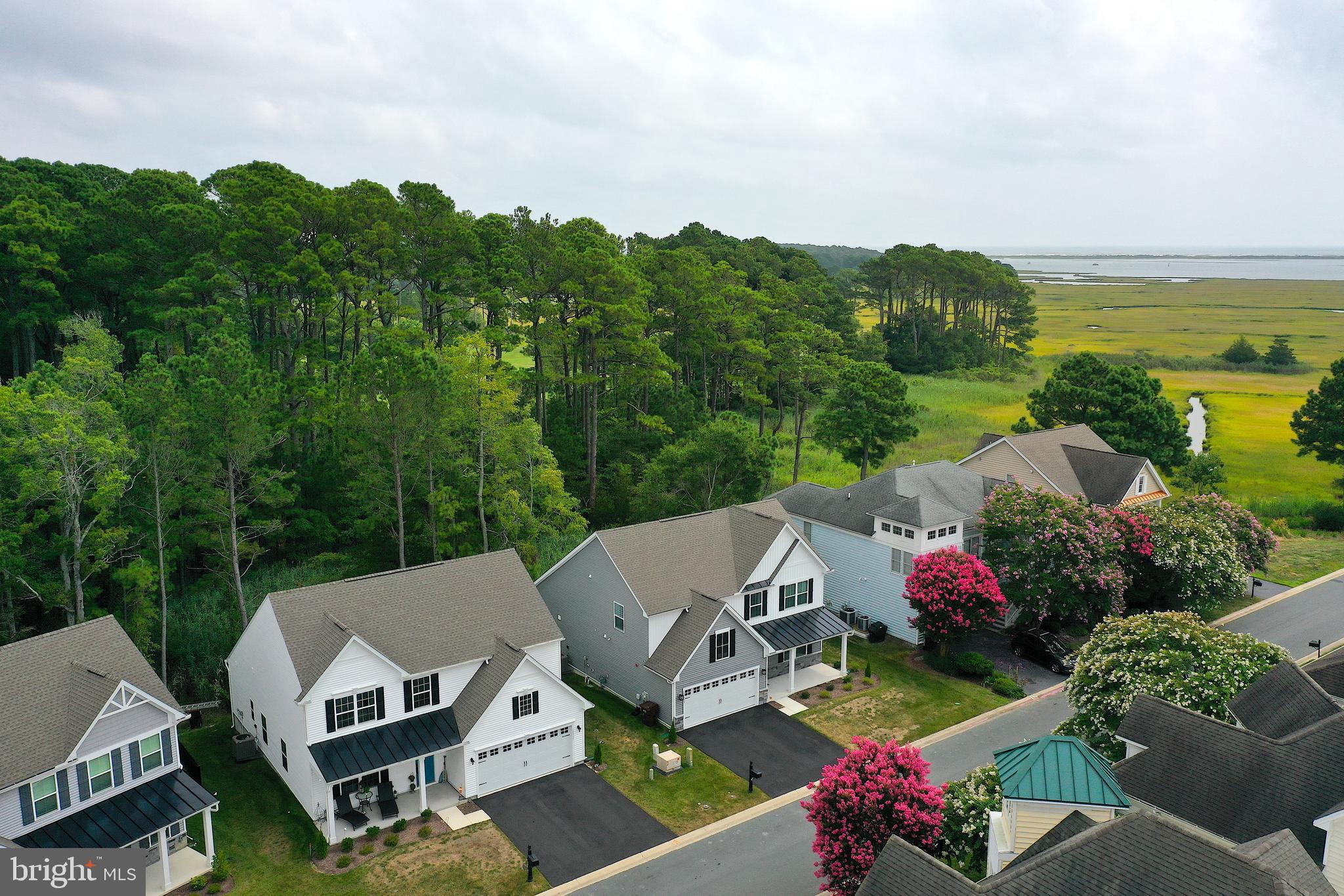 BAYSIDE - Residential