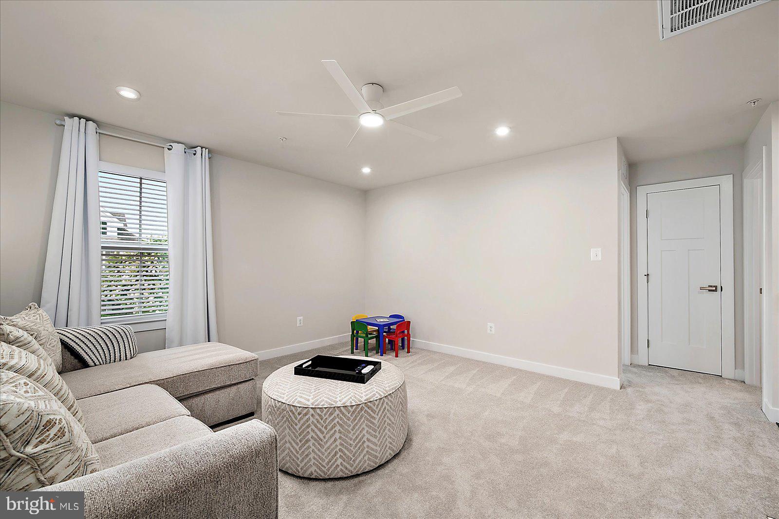 BAYSIDE - Residential