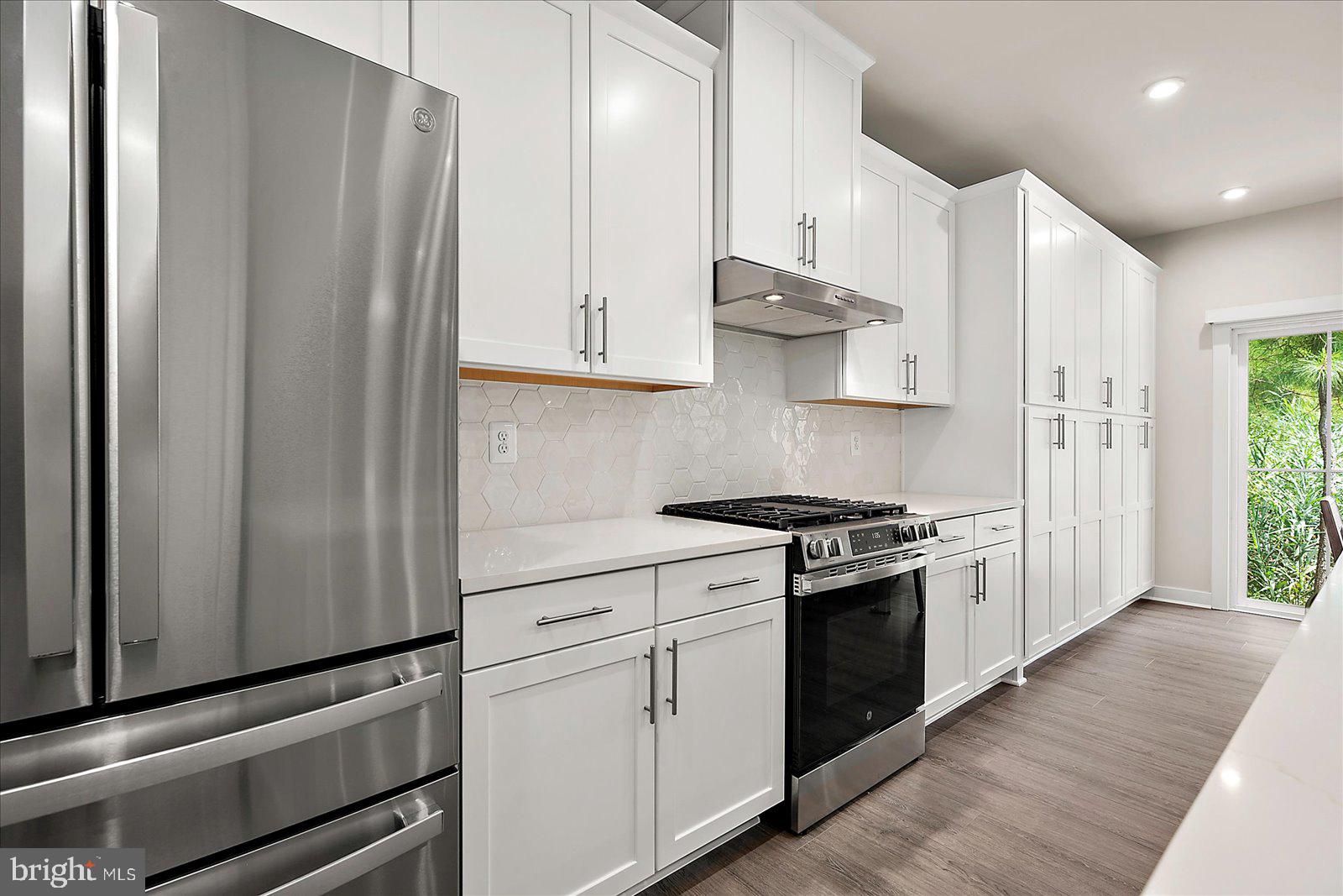 BAYSIDE - Residential