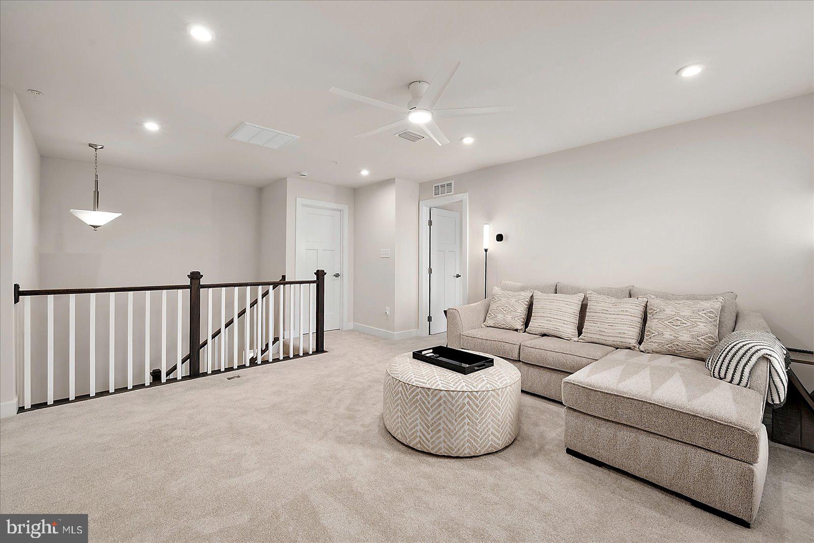 BAYSIDE - Residential