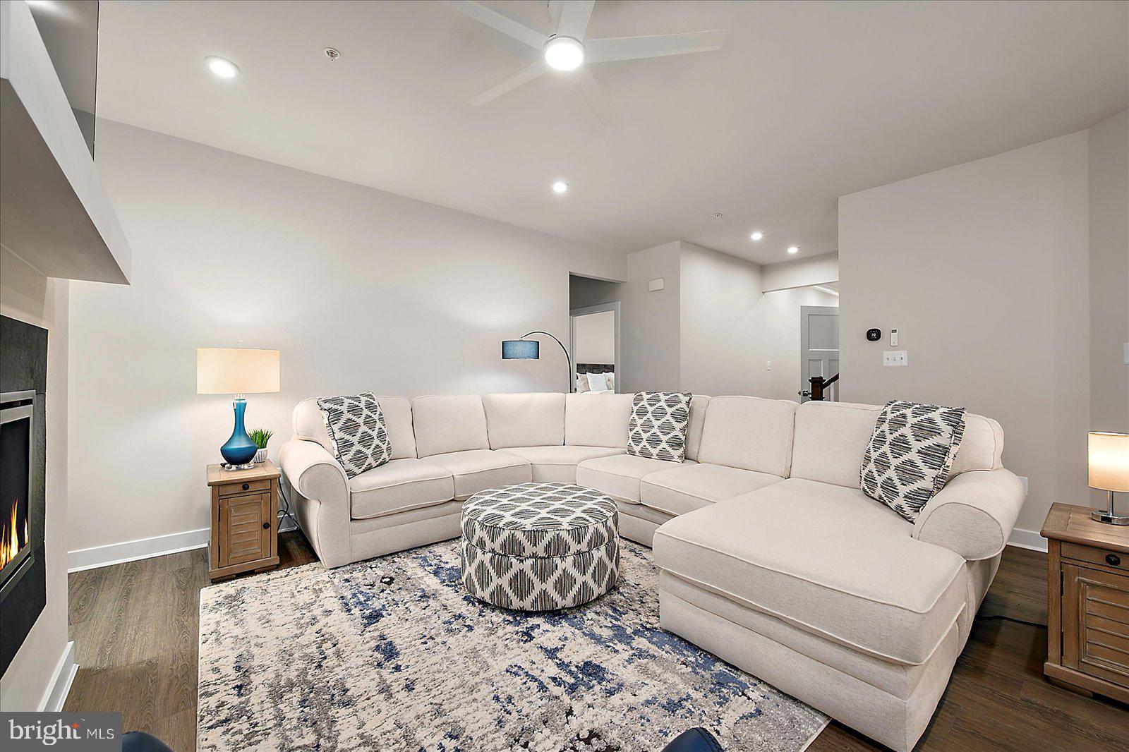 BAYSIDE - Residential