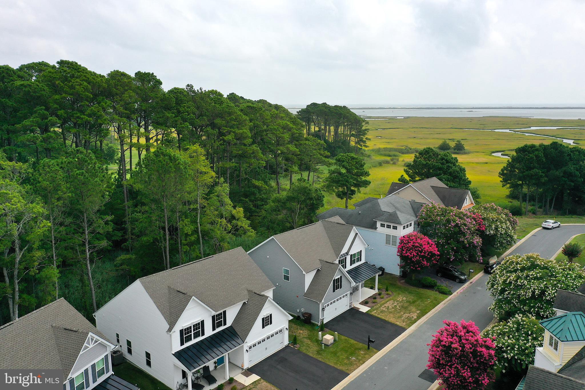 BAYSIDE - Residential