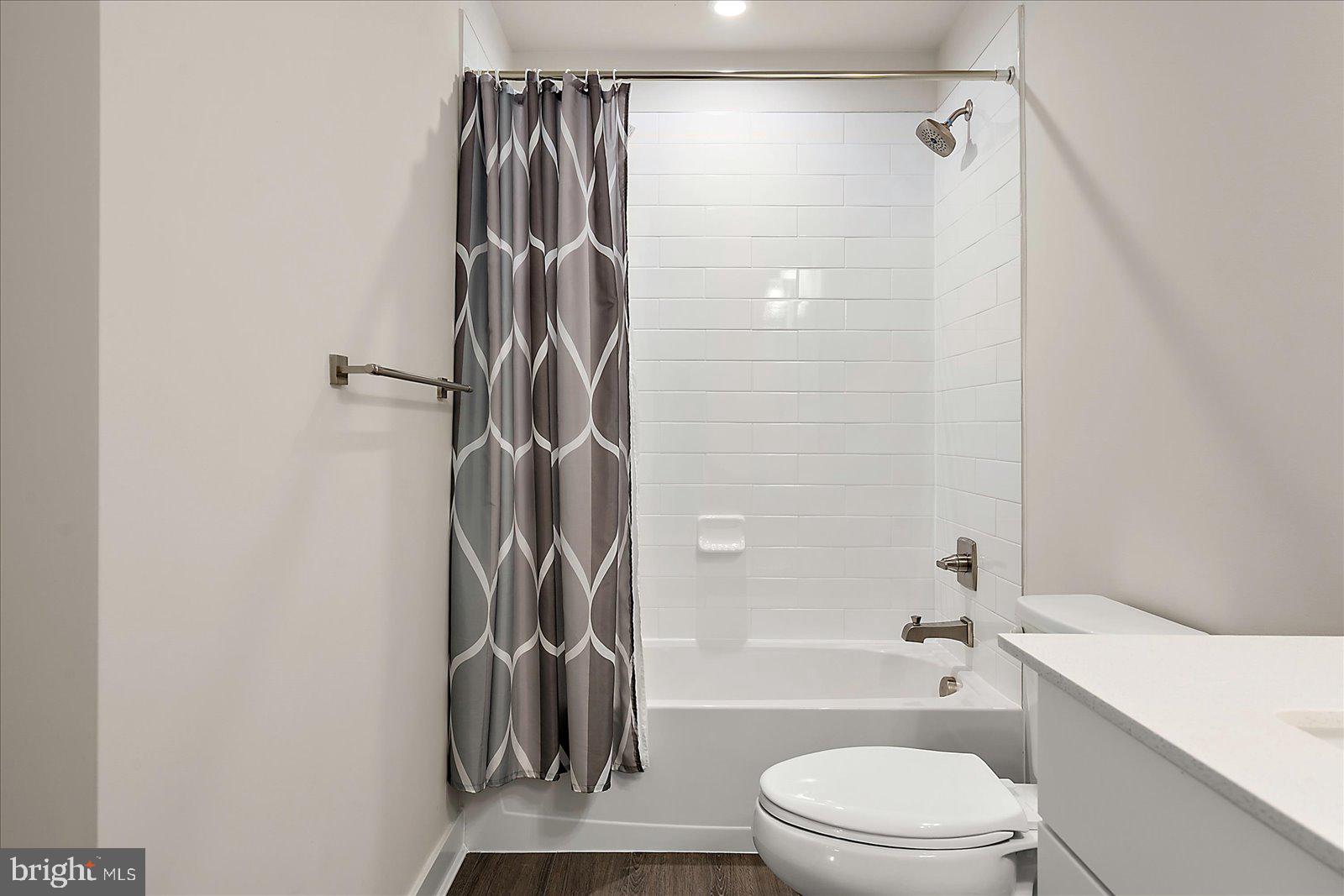 BAYSIDE - Residential