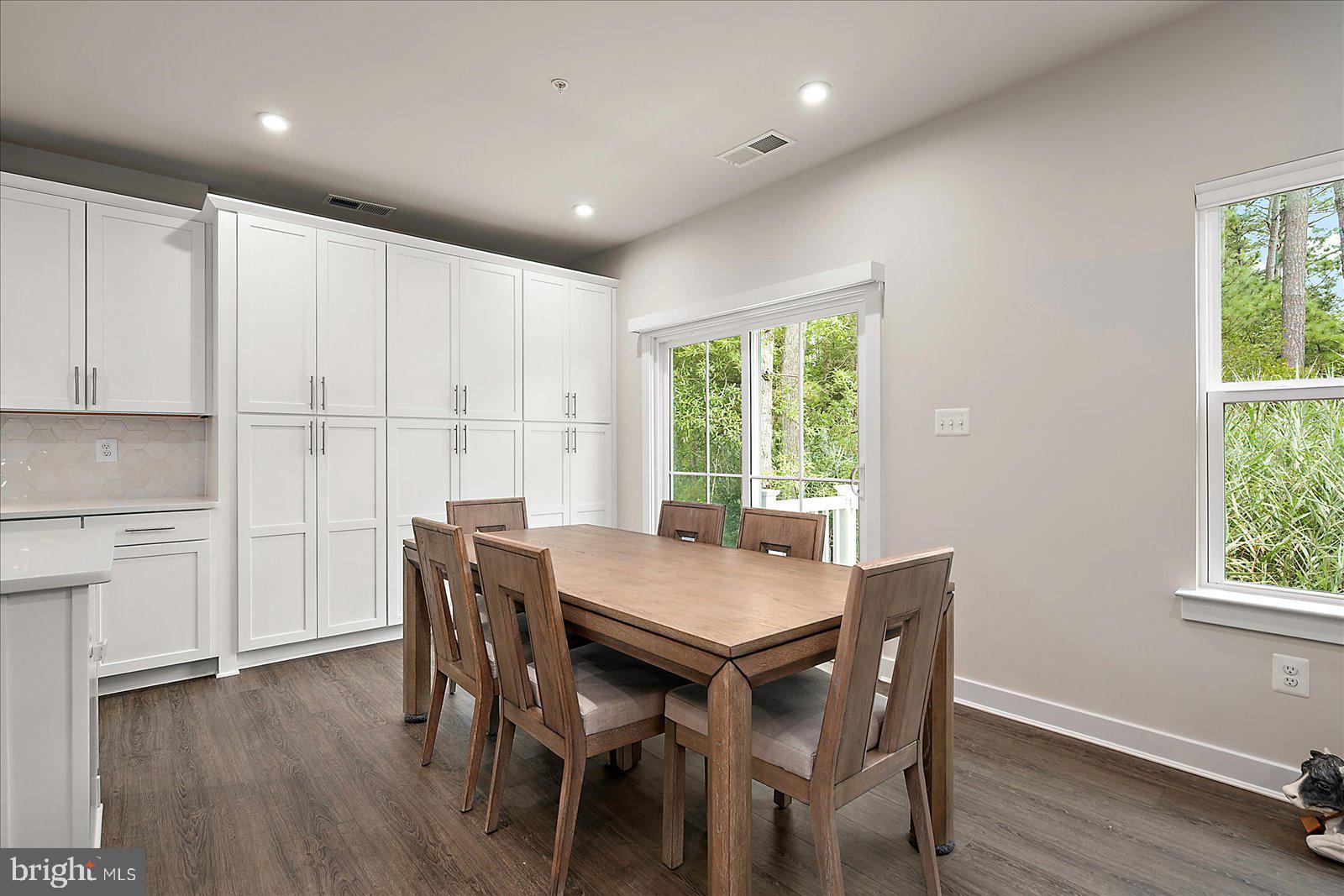 BAYSIDE - Residential