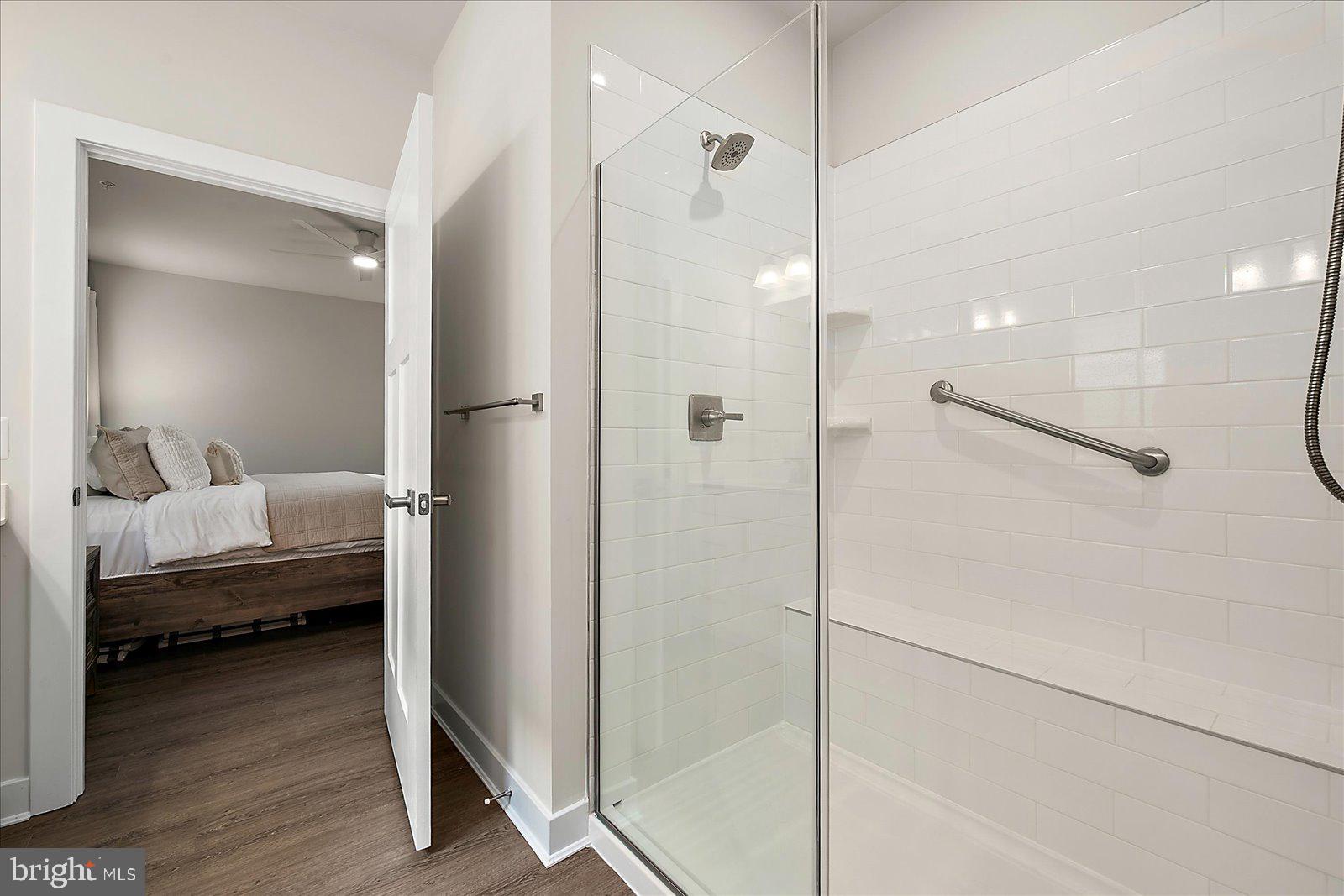 BAYSIDE - Residential