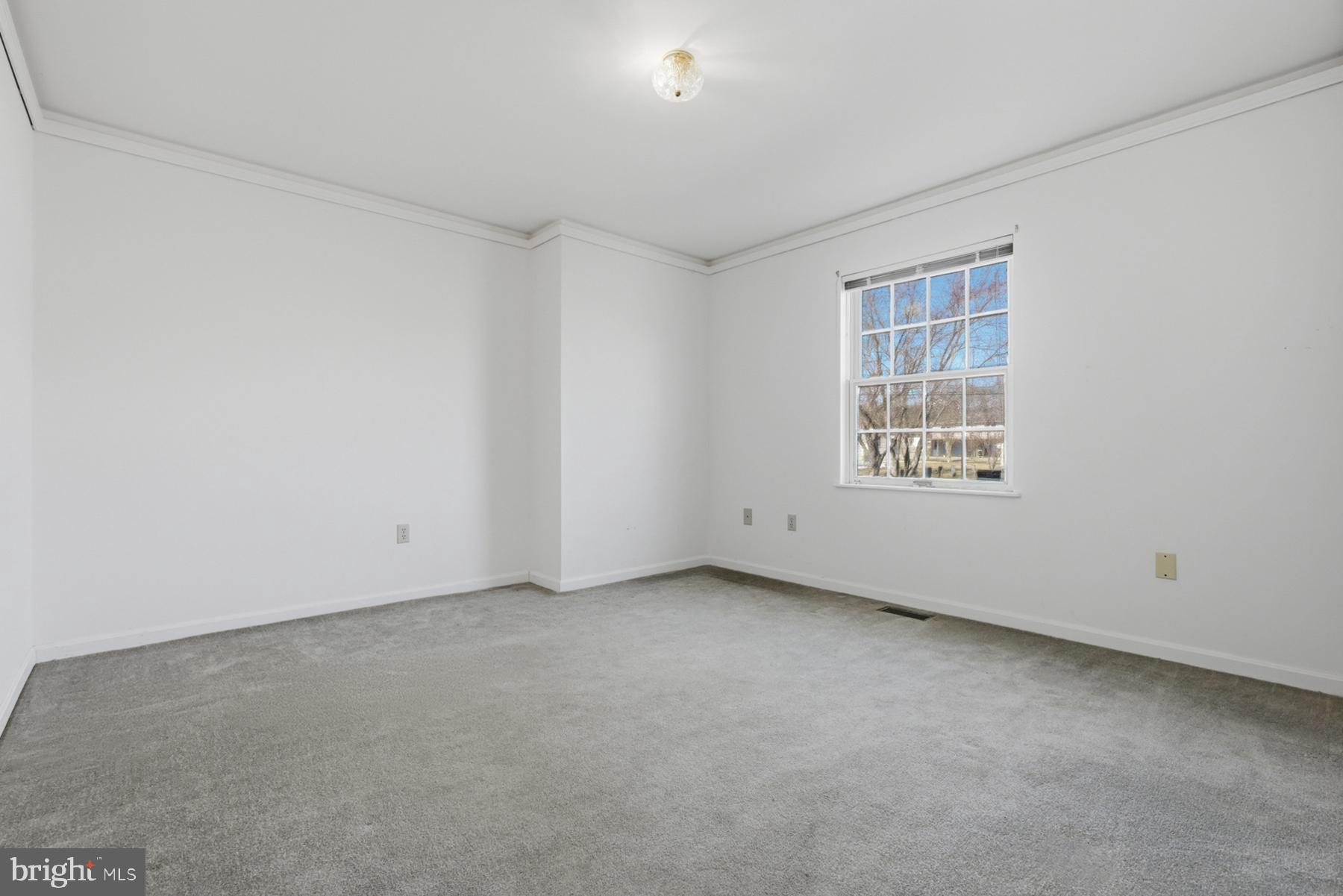 HILLSMERE ESTATES - Residential