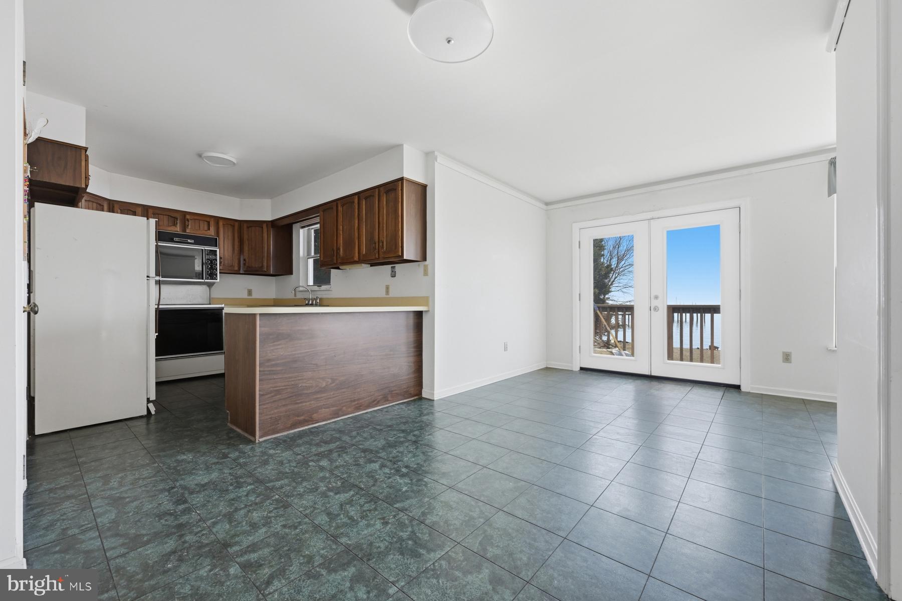 HILLSMERE ESTATES - Residential