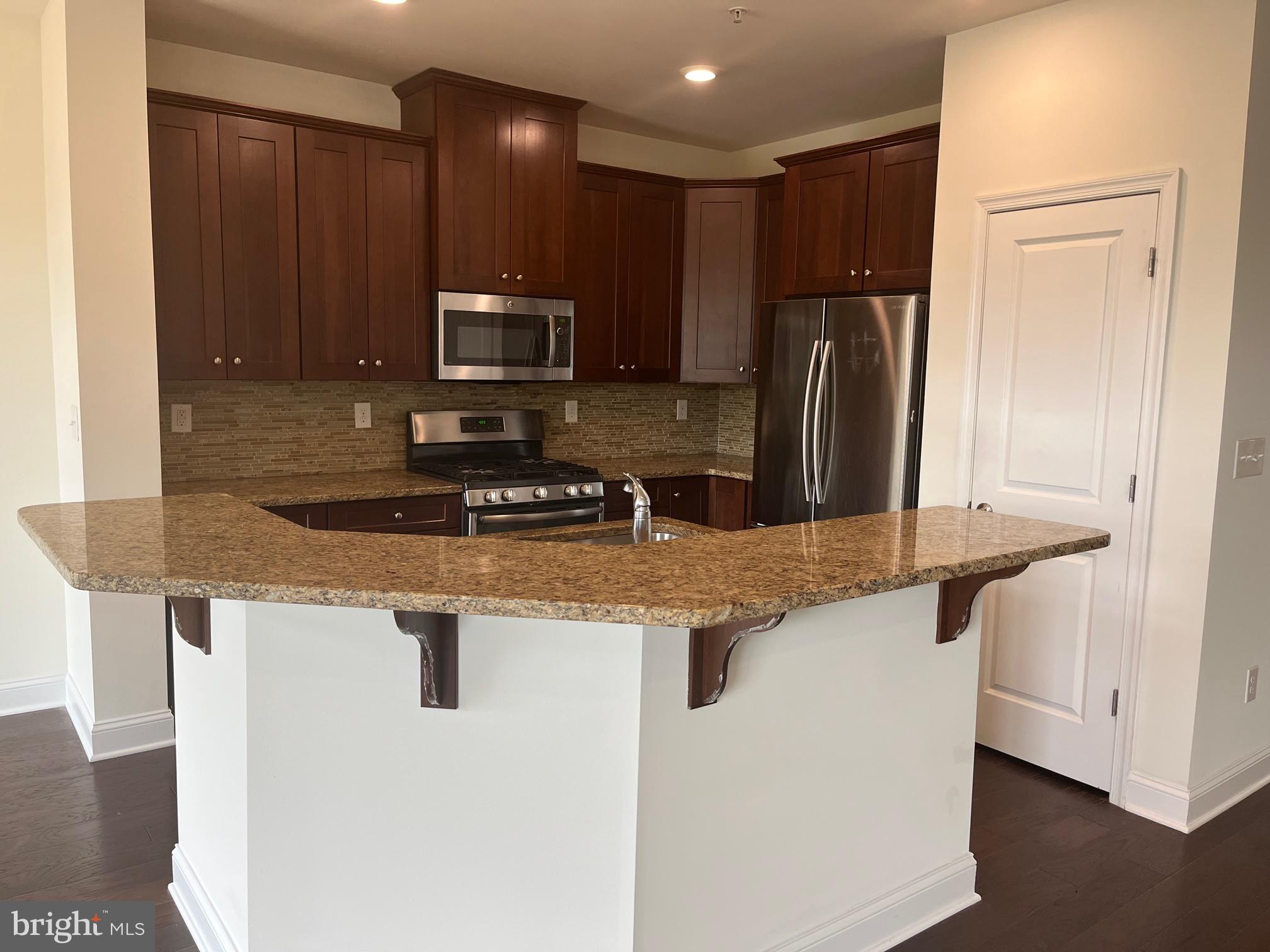 BYERS STATION - Residential Lease