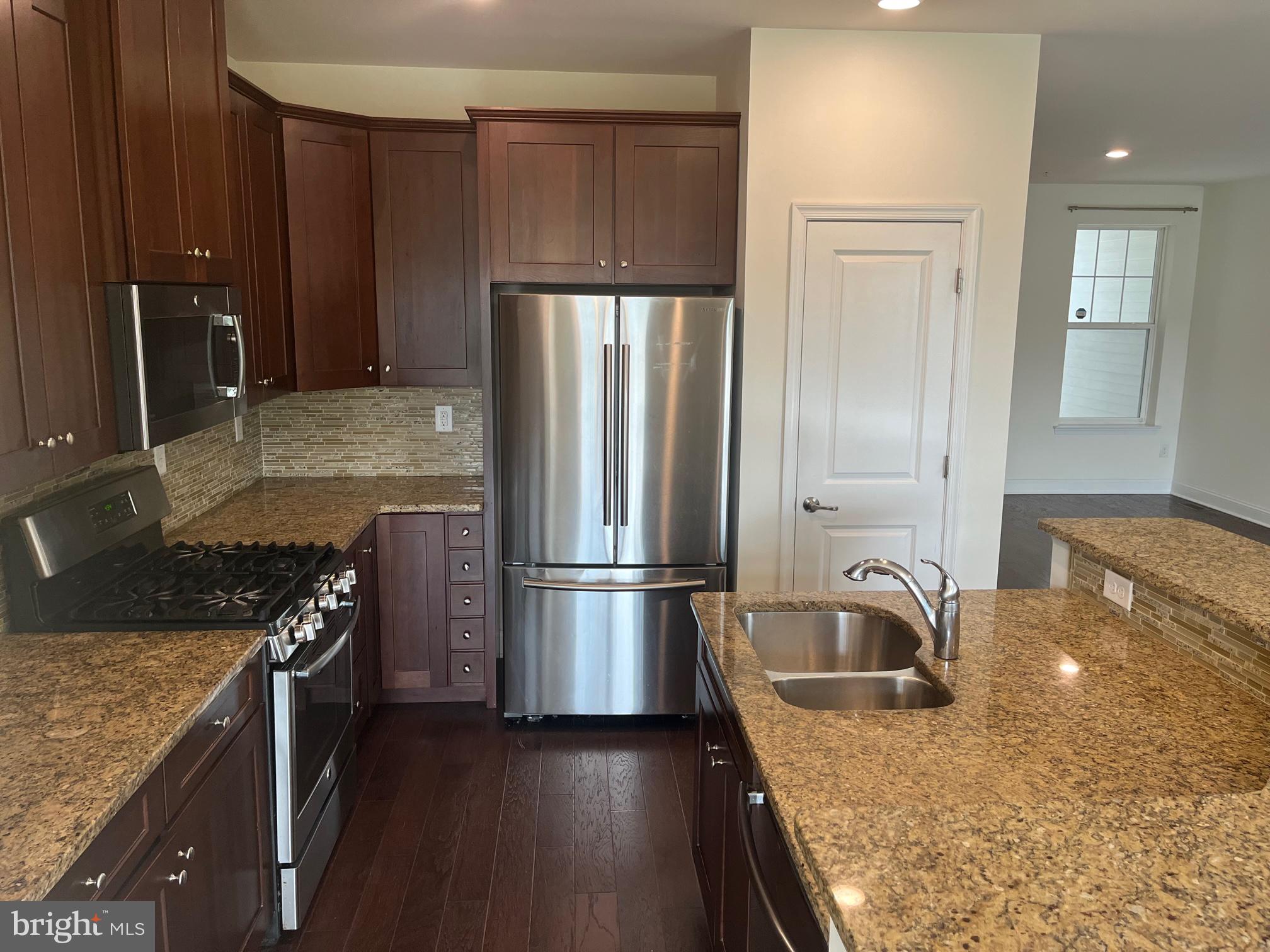 BYERS STATION - Residential Lease