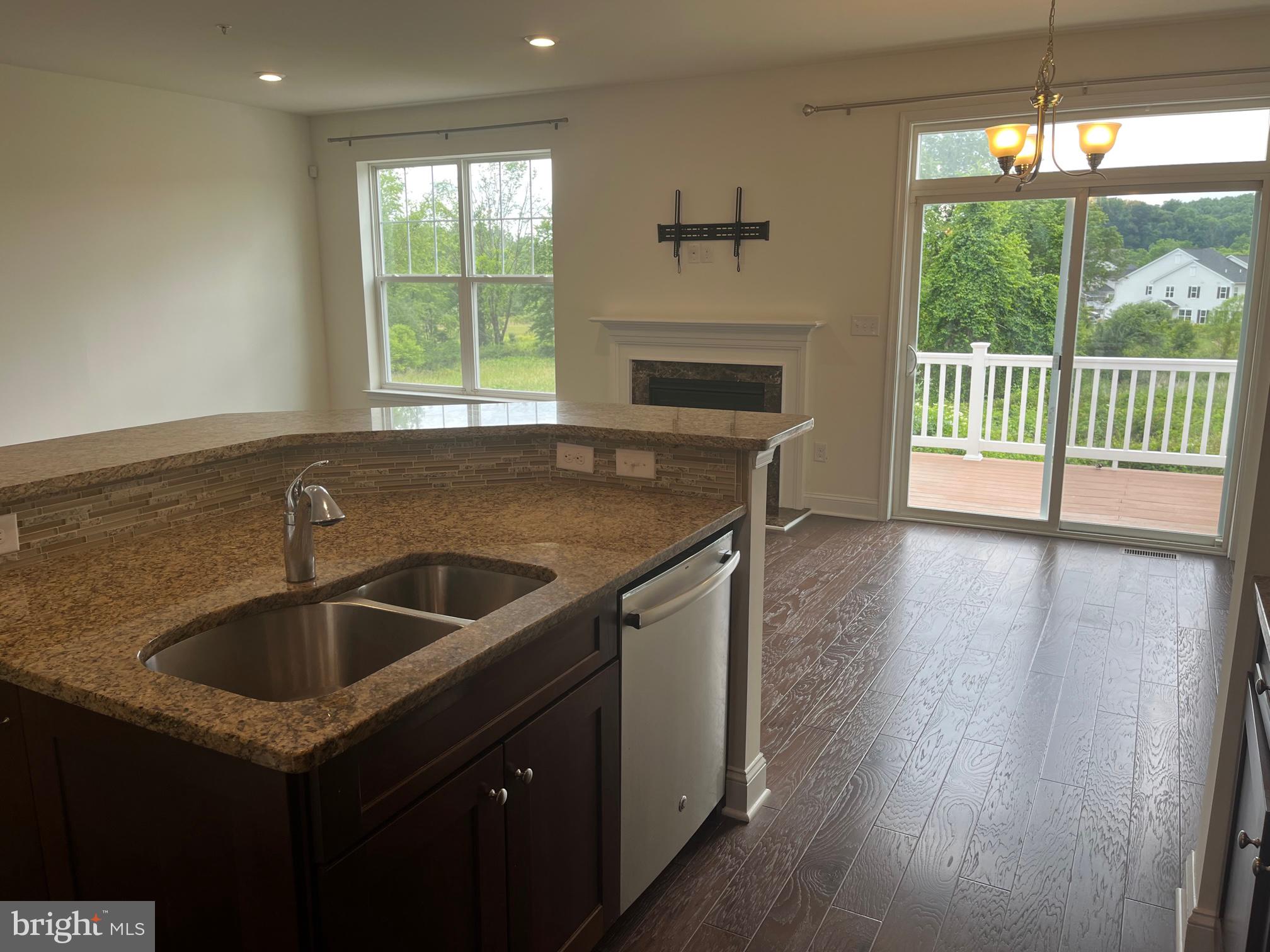 BYERS STATION - Residential Lease