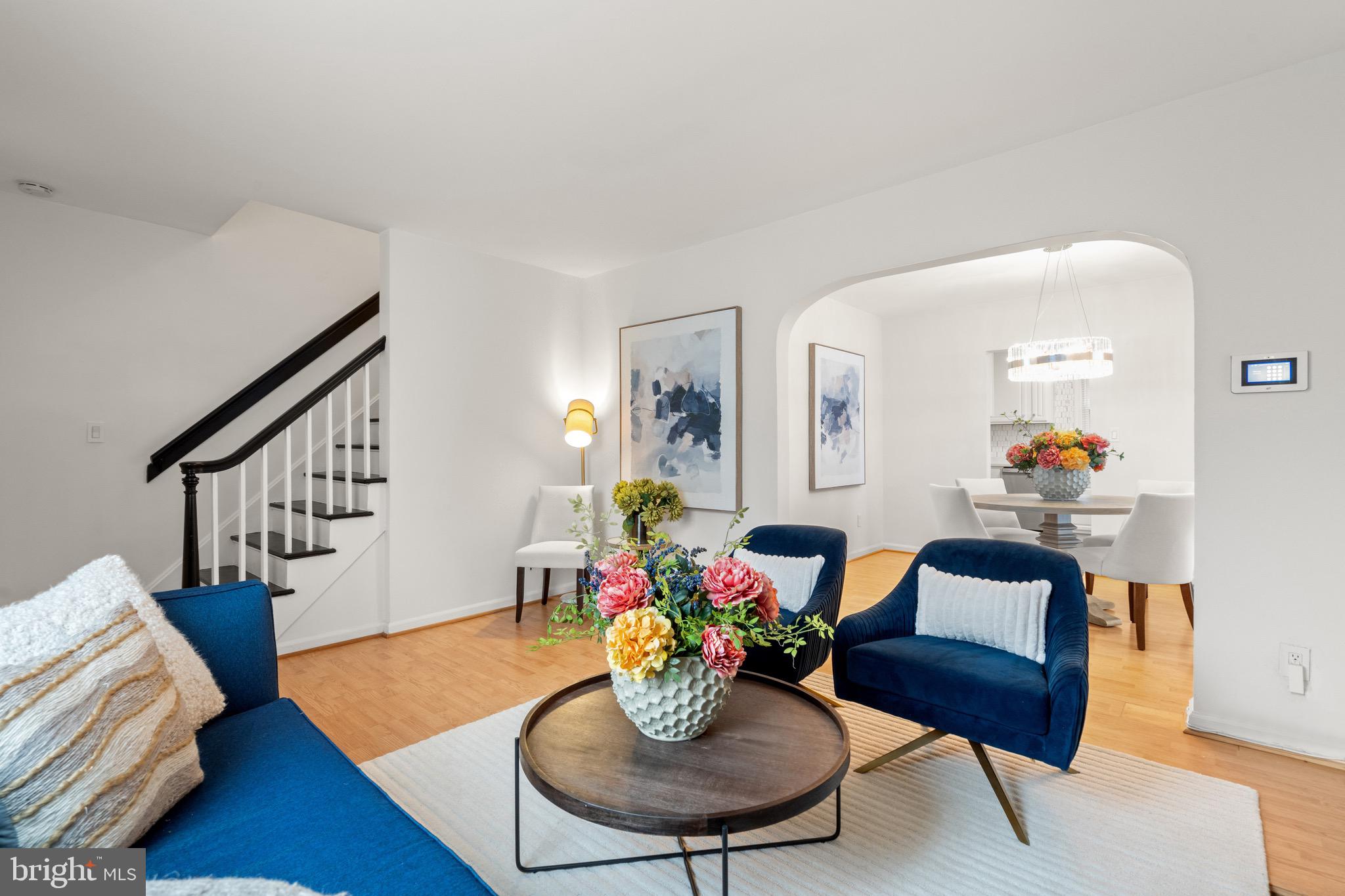 5005 ROSEMONT AVENUE