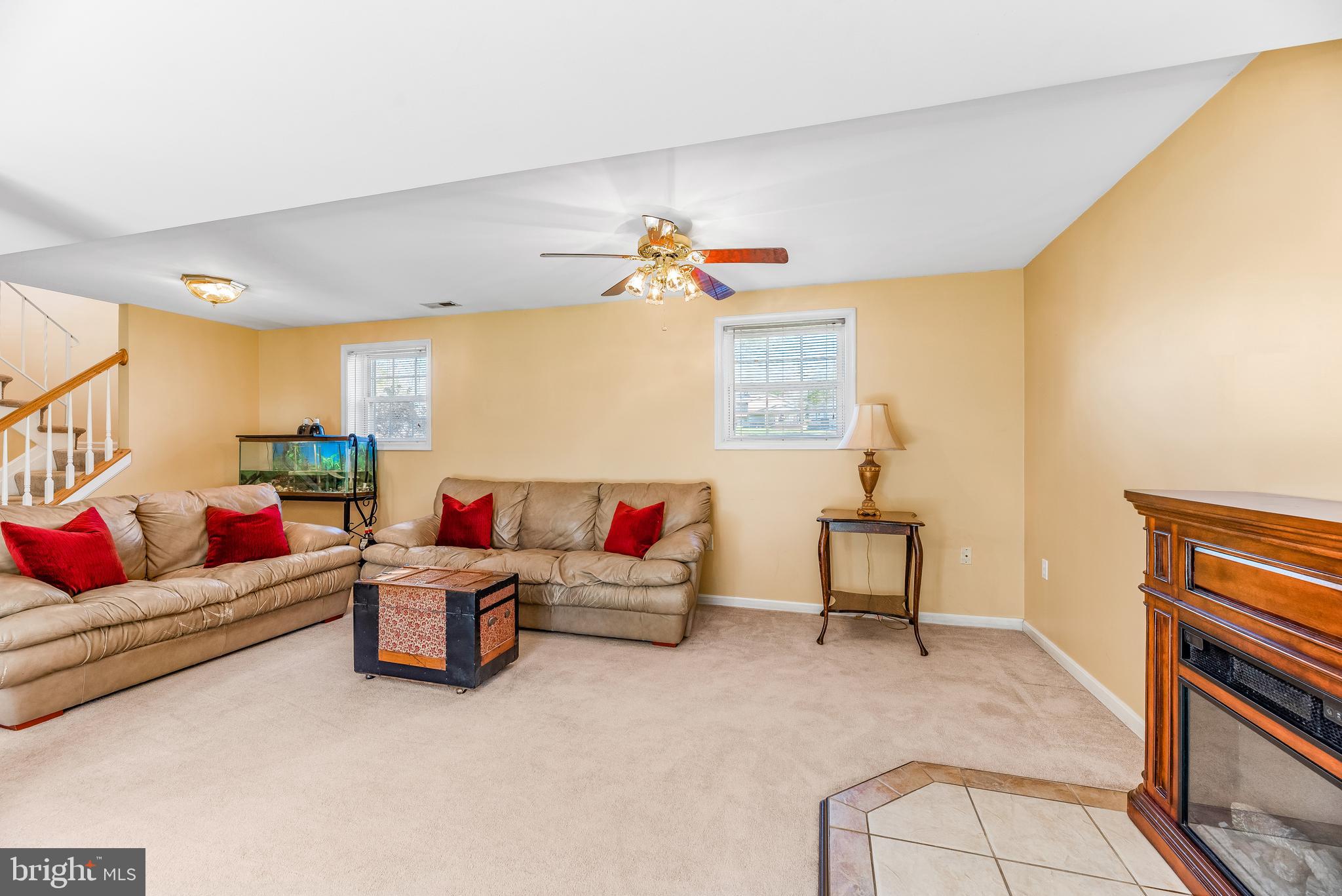 LAUREL RIDGE - Residential