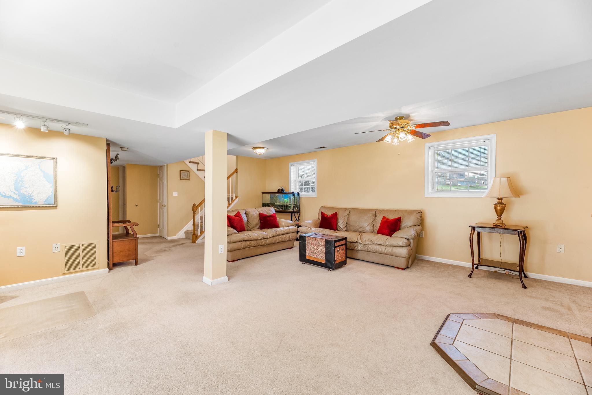 LAUREL RIDGE - Residential