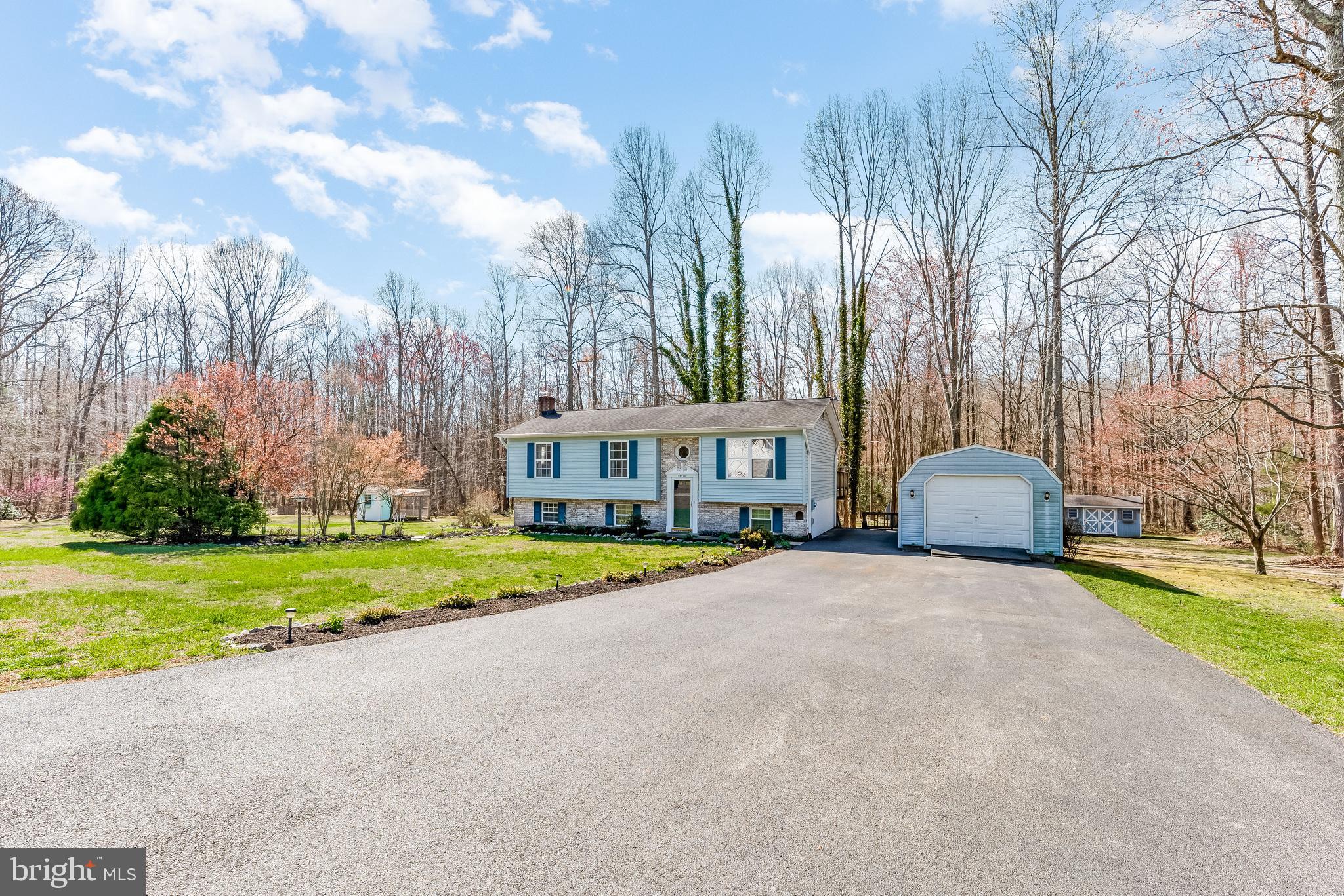 LAUREL RIDGE - Residential