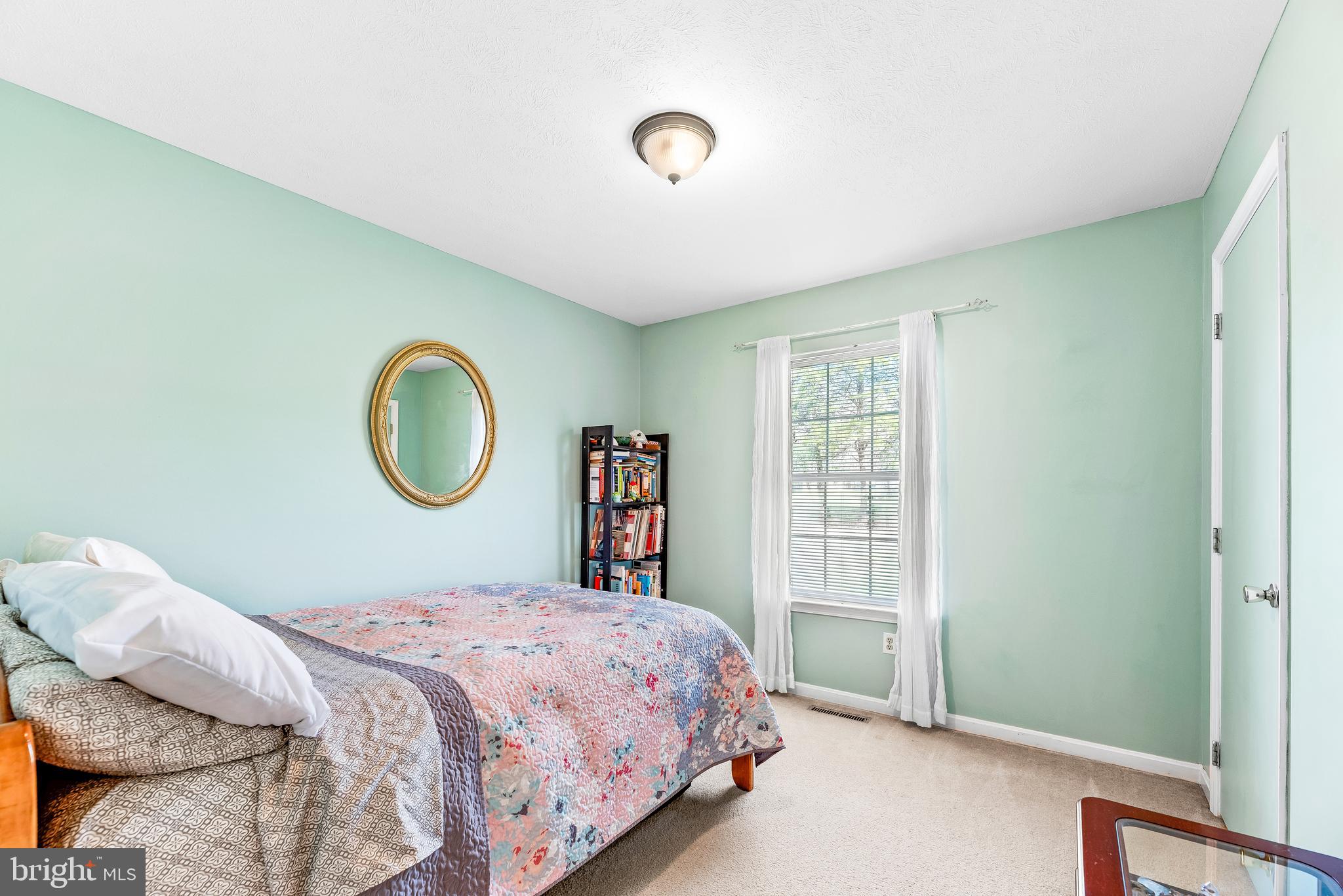 LAUREL RIDGE - Residential